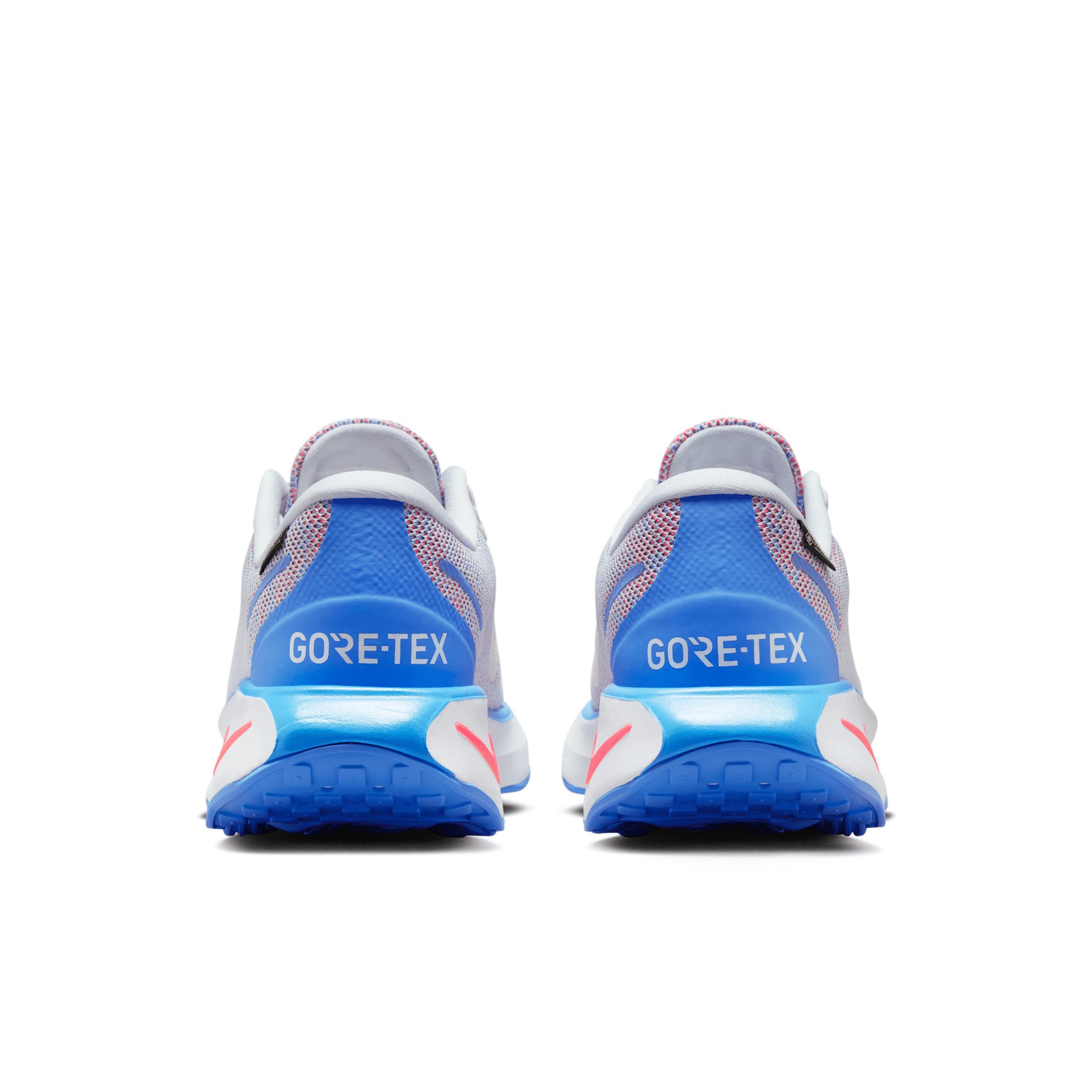 Nike Womens Motiva GORE-TEX Casual Shoes Product Image