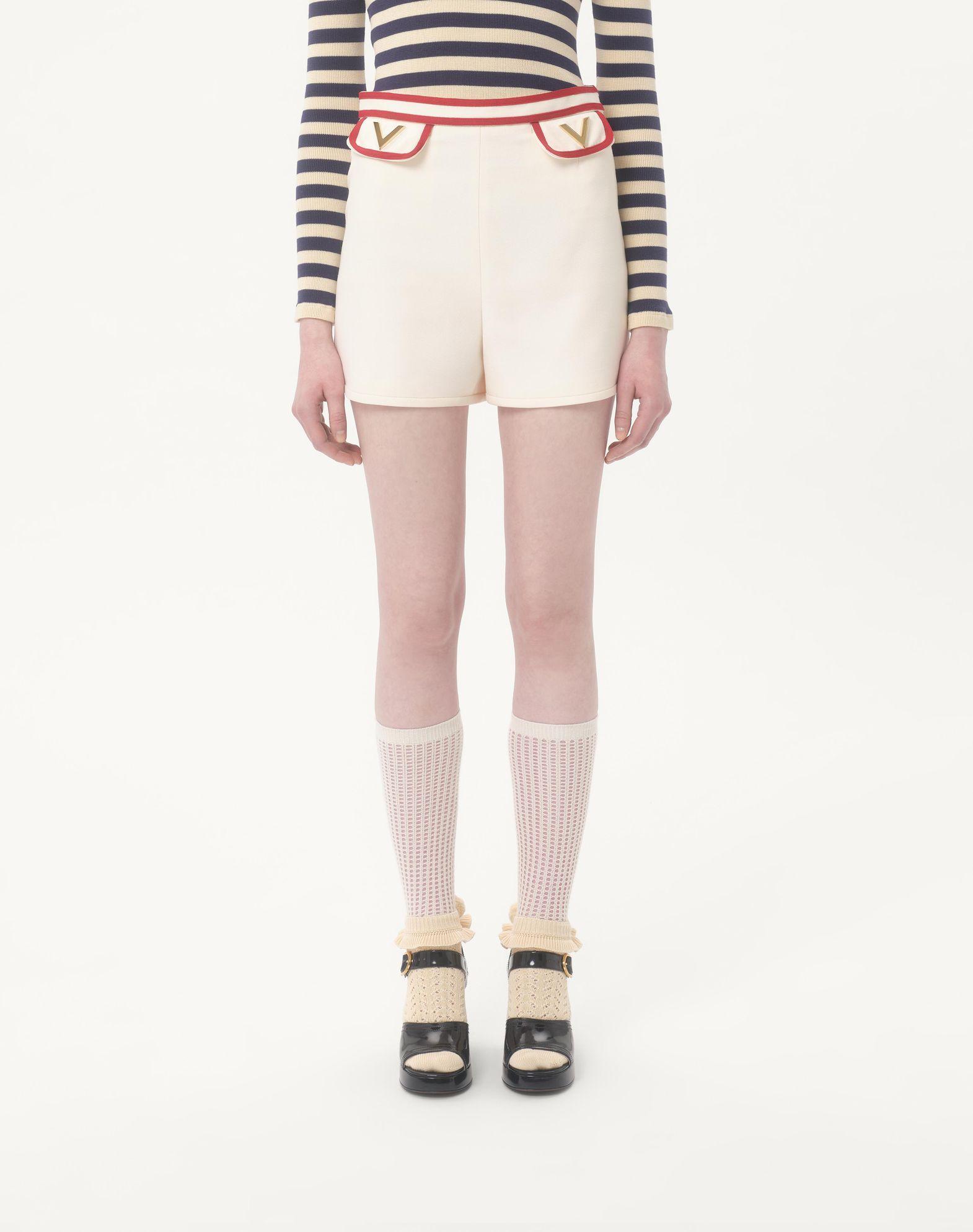 CREPE COUTURE SHORTS Product Image