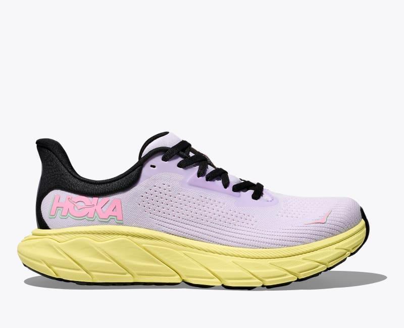 HOKA Women's Arahi 7 Shoes in Vanilla/Cream, Size 7 Product Image