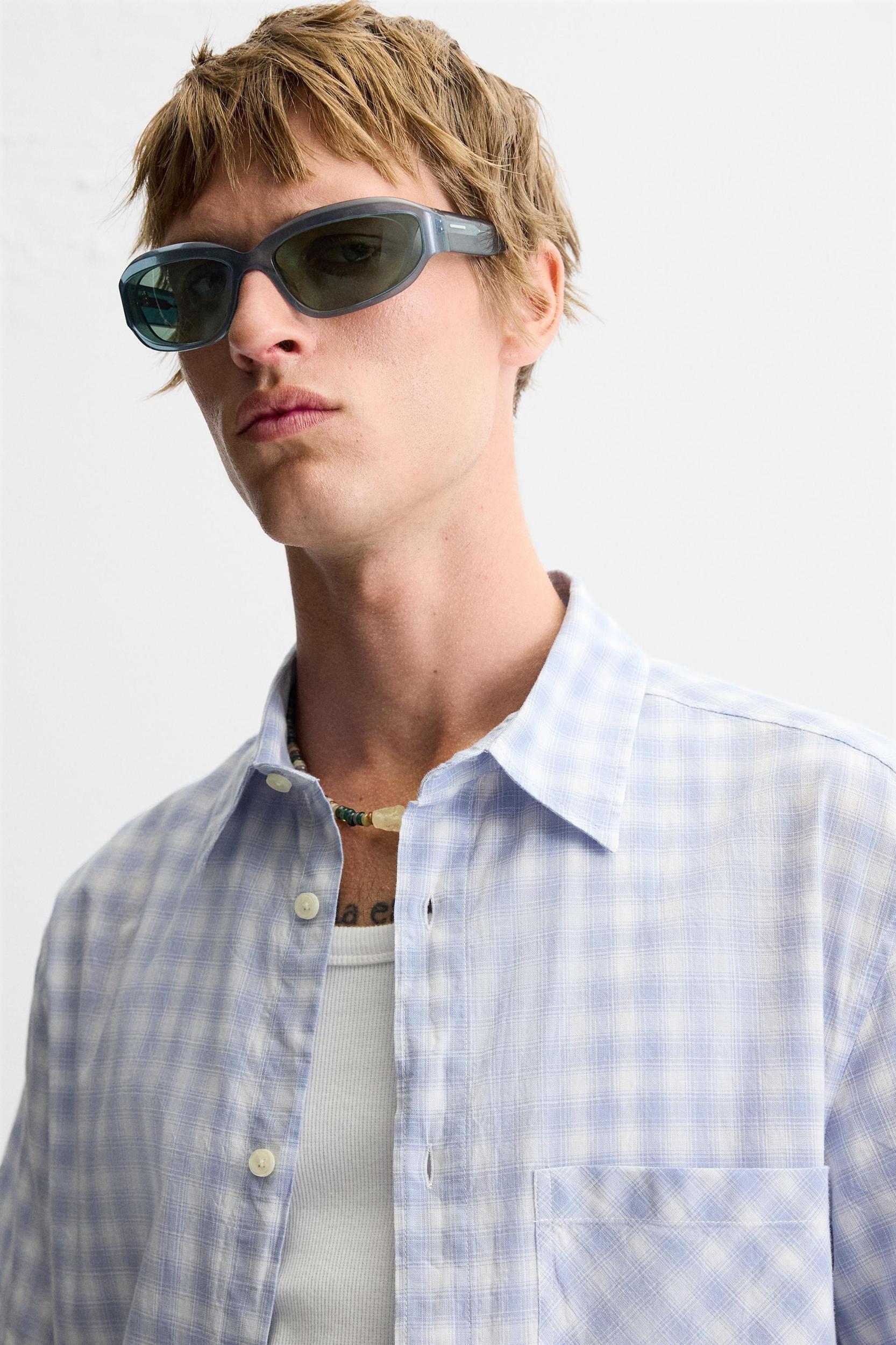 PLAID SHIRT Product Image
