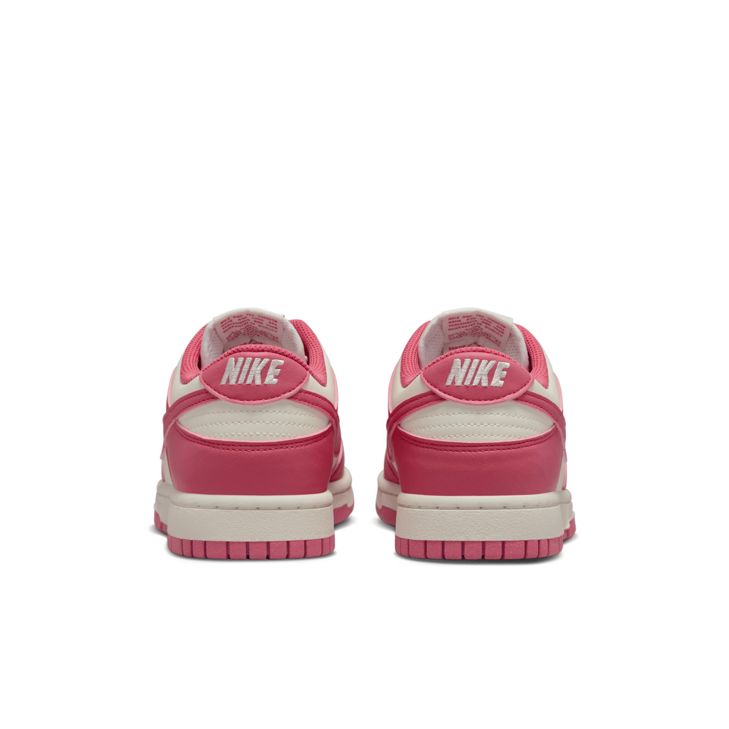 Men's Nike ACG Torre Mid Waterproof Shoes Product Image