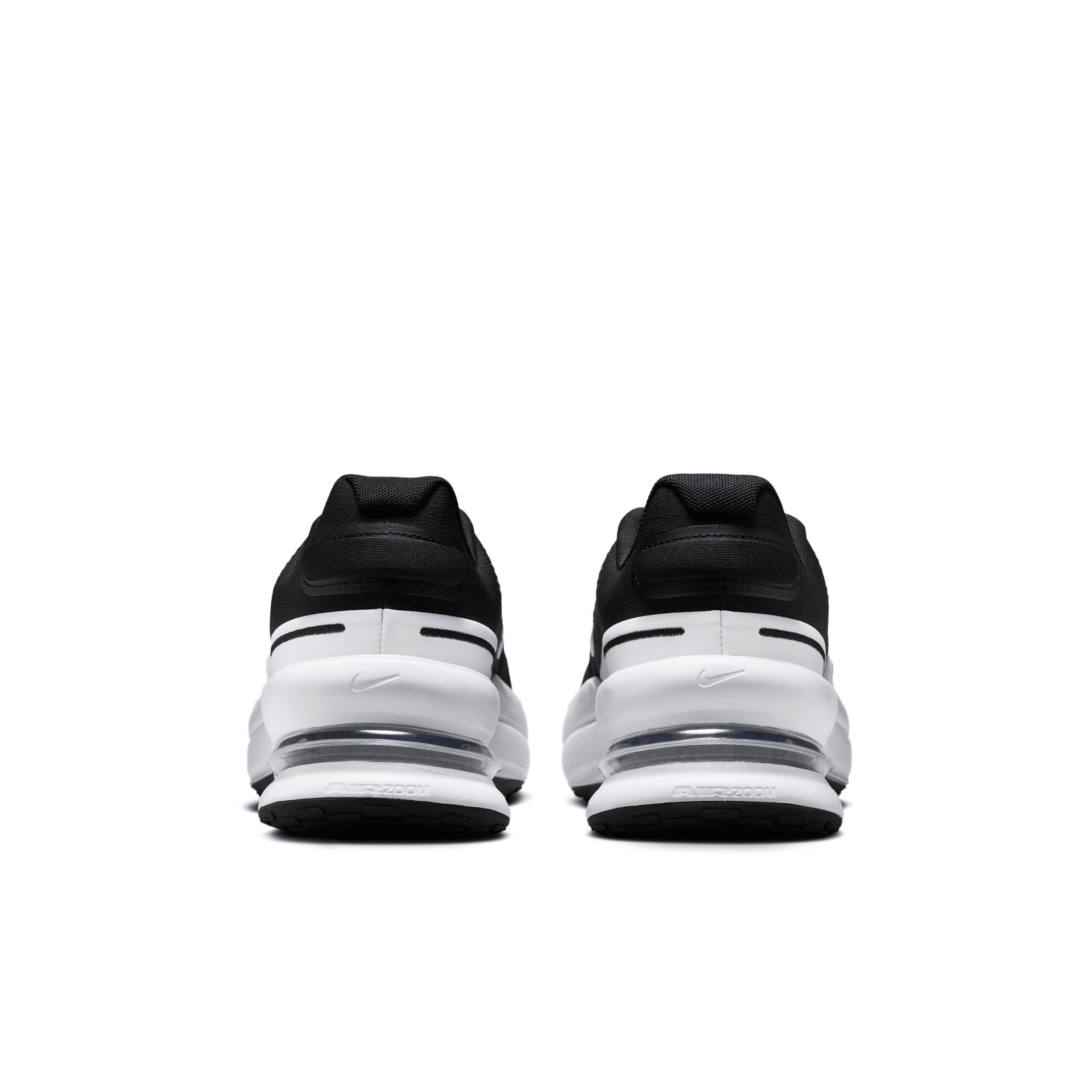 Nike Men's Air Zoom Upturn SC Shoes Product Image