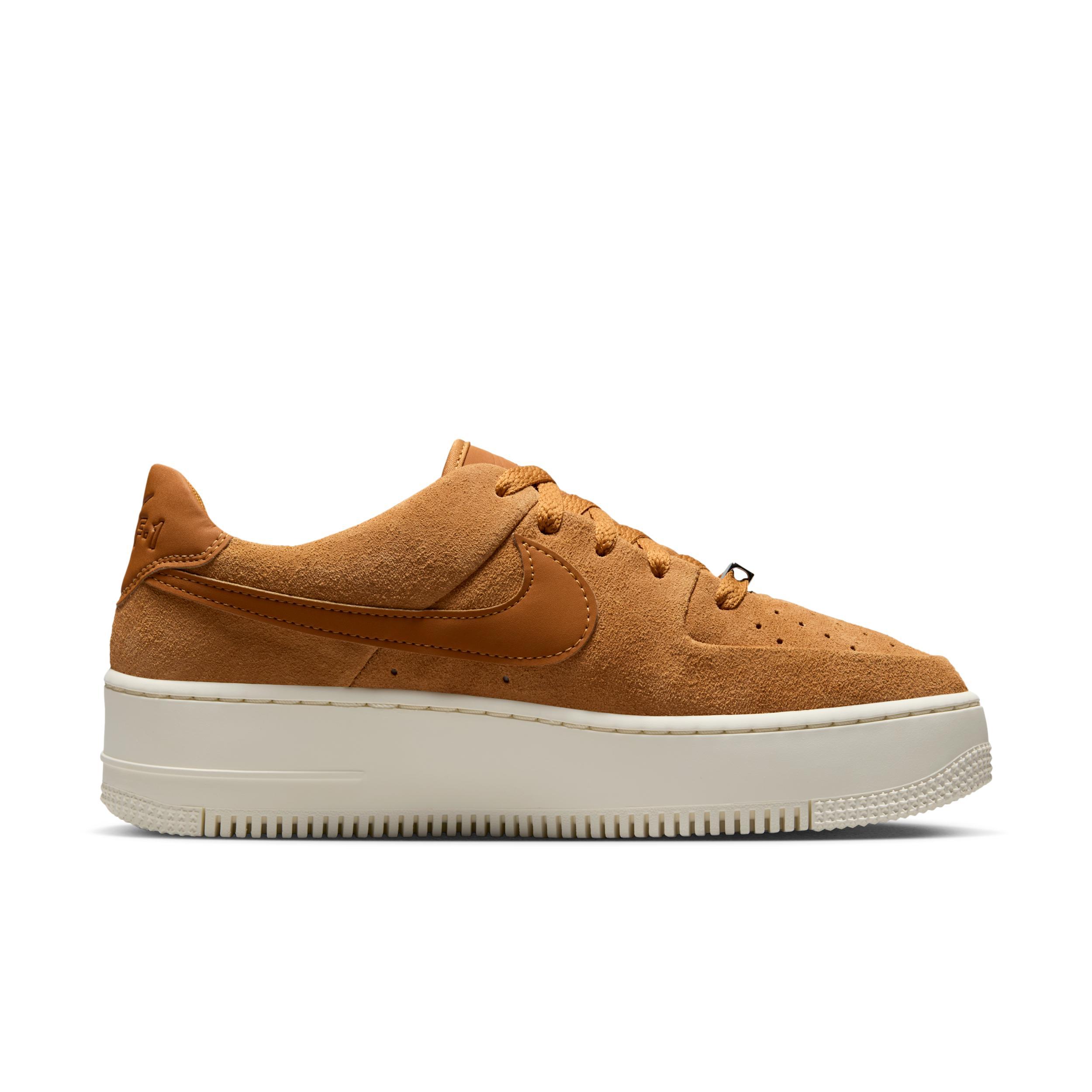 Nike Air Force 1 Sage Low Women's Shoes Product Image