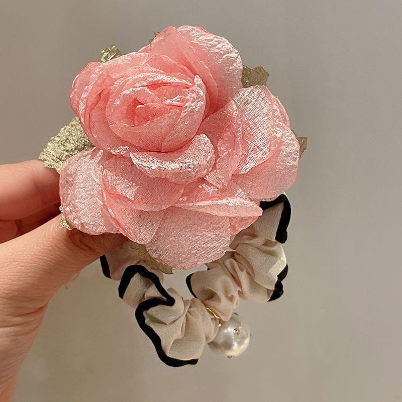 Flower Faux Pearl Scrunchie Product Image