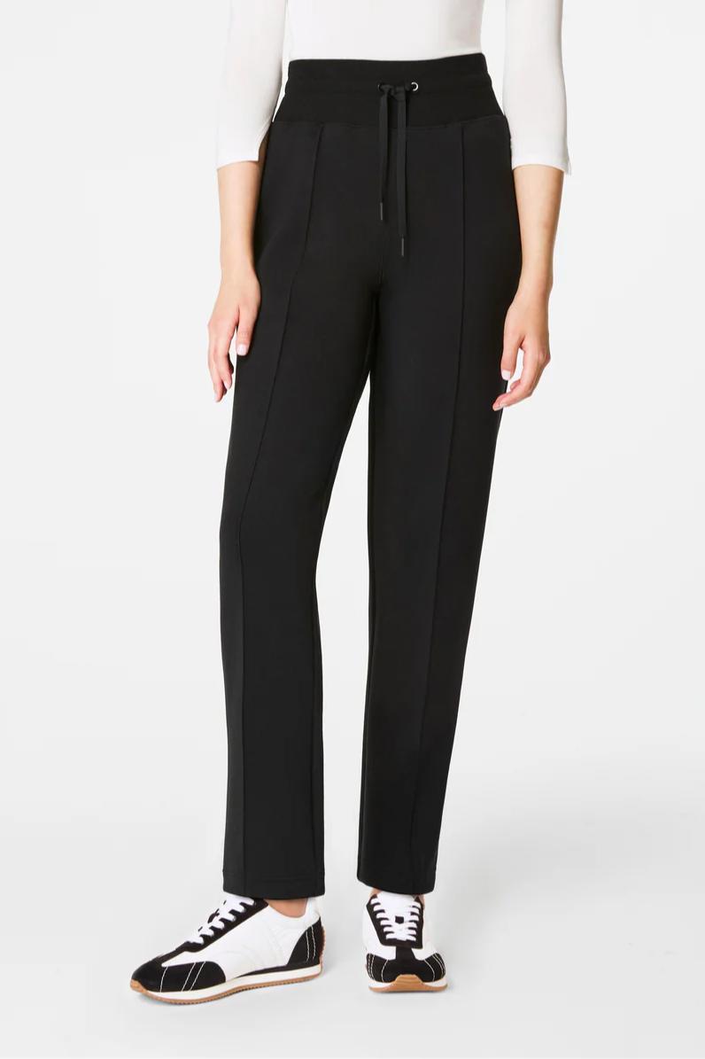 Air Essentials Luxe Tapered Pant- Very Black Product Image