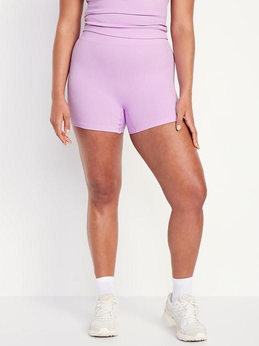 Extra High-Waisted Seamless Ribbed Biker Shorts -- 4-inch inseam Product Image