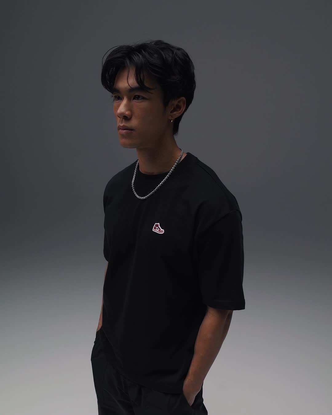 Jordan Brand Men's Sneaker Patch T-Shirt Product Image