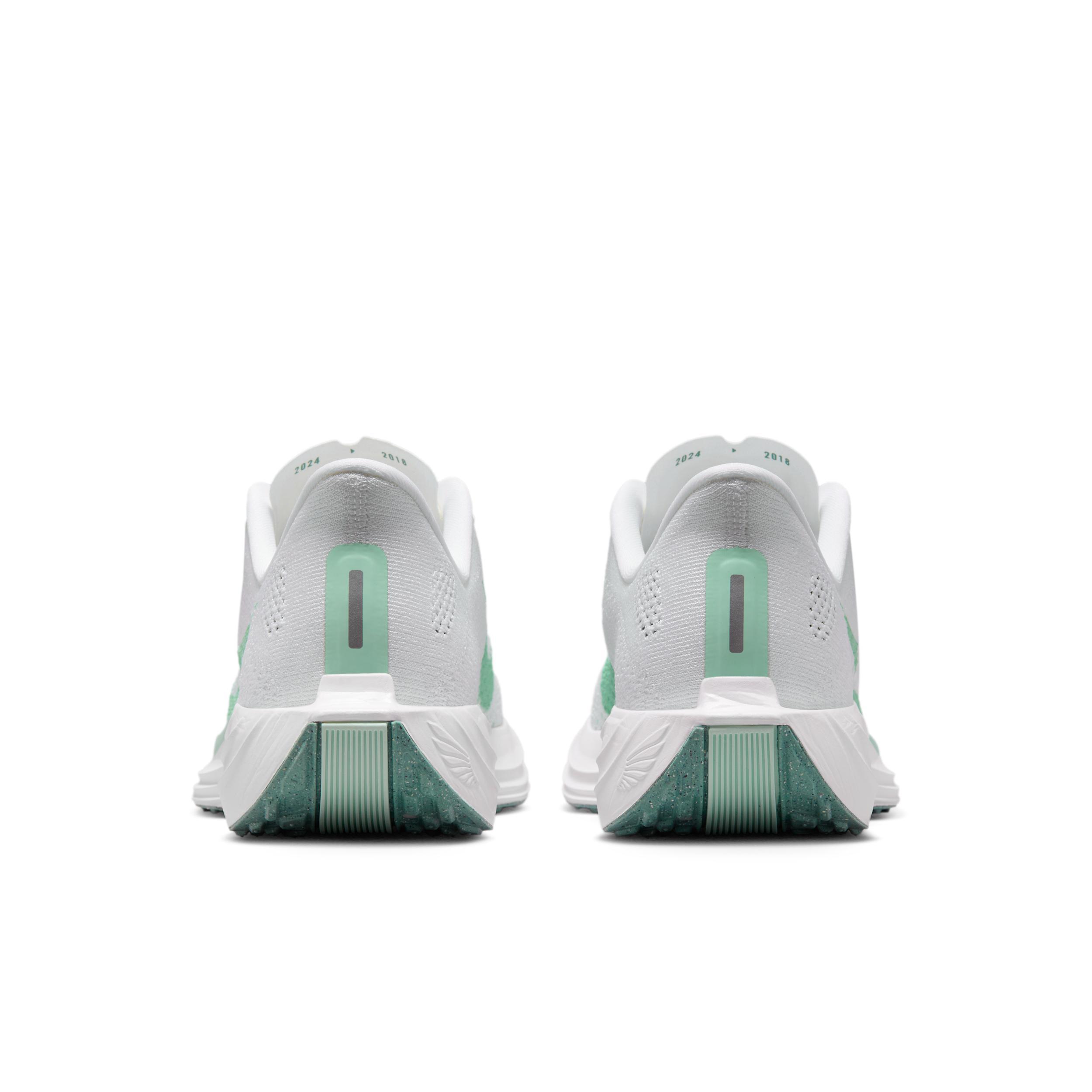 Nike Women's Pegasus Plus Road Running Shoes Product Image