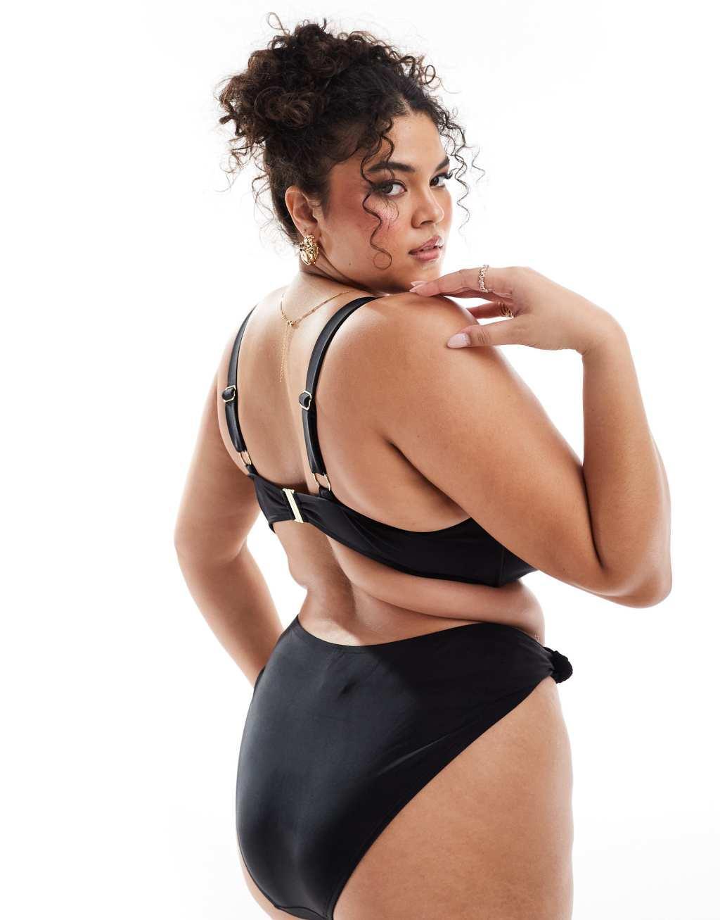 South Beach Curve knot front bikini top in black Product Image