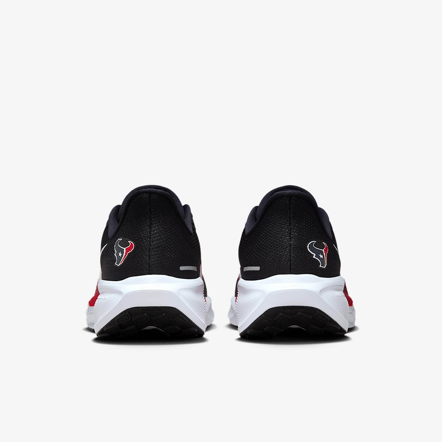 Houston Texans Pegasus 41 Men's Nike NFL Road Running Shoes Product Image