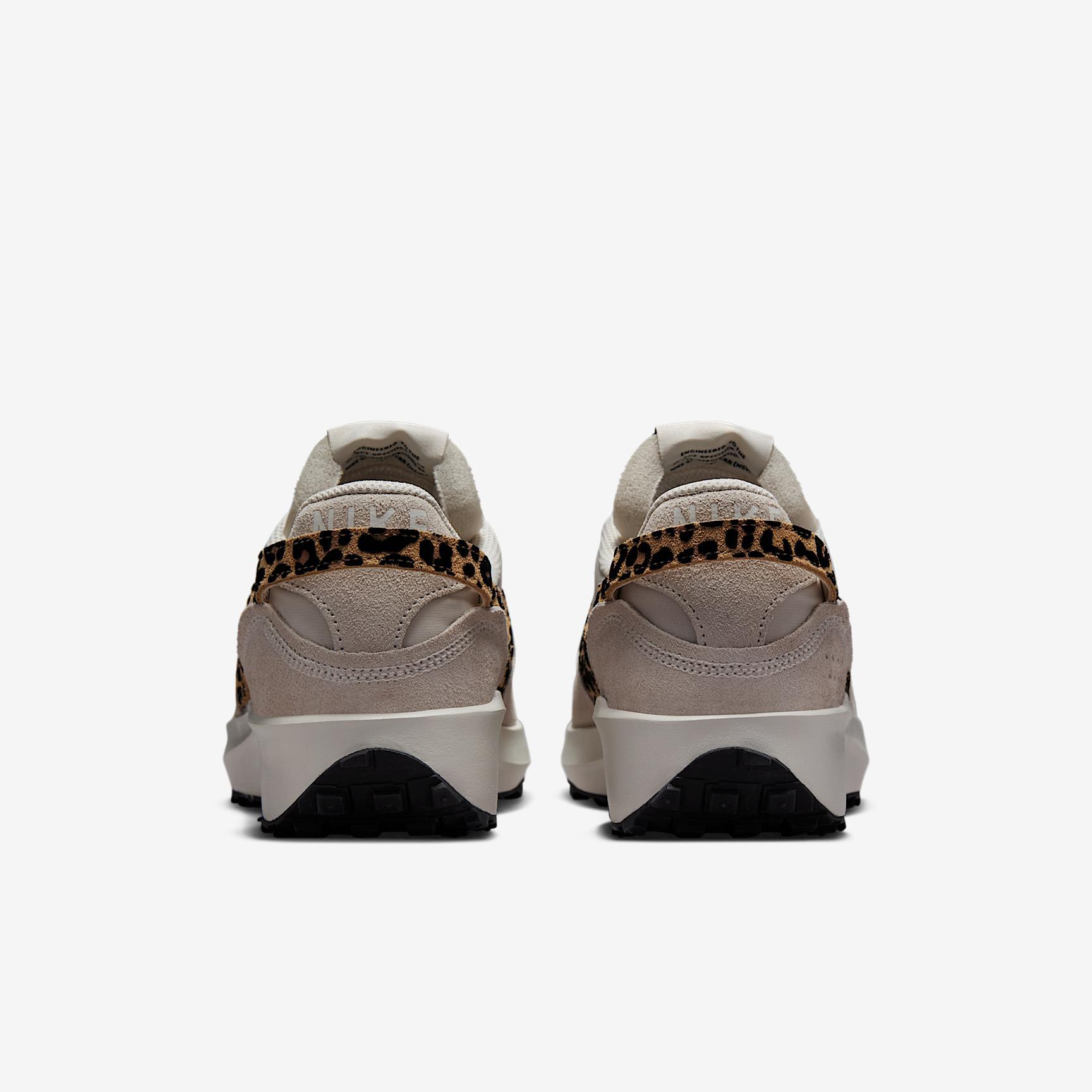 Nike Waffle Debut Women's Shoes Product Image