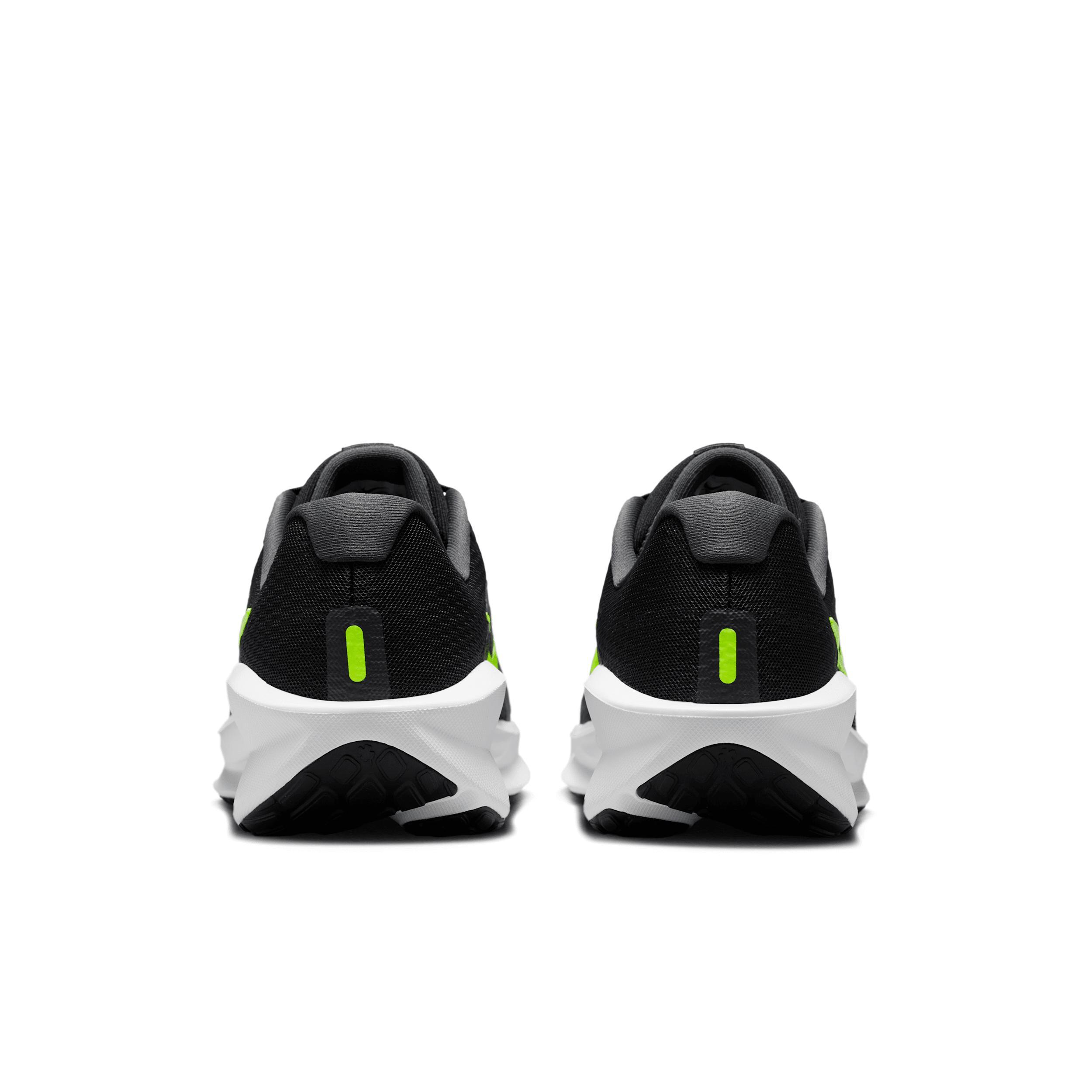 Nike Men's Downshifter 13 Road Running Shoes Product Image