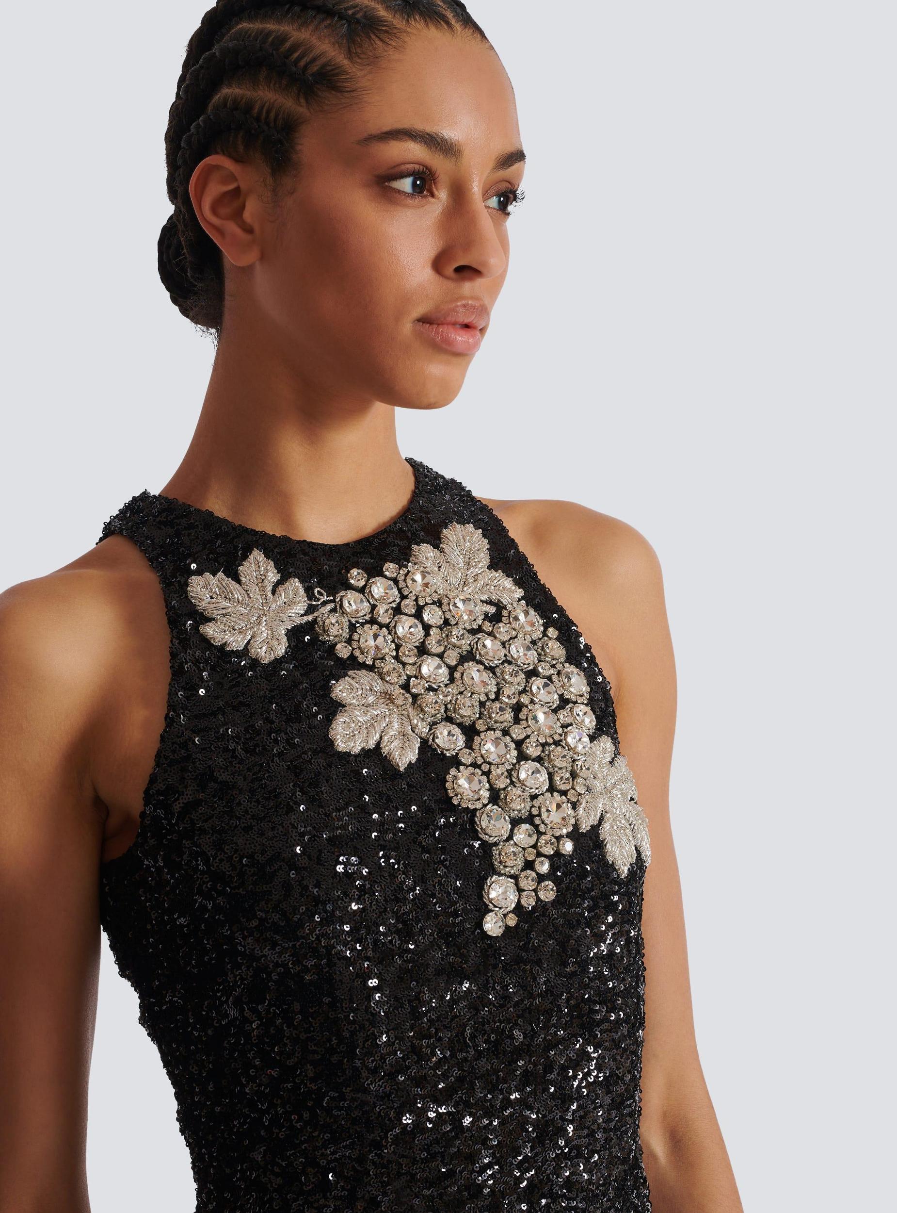 Sequin dress with Grape embroidery Product Image