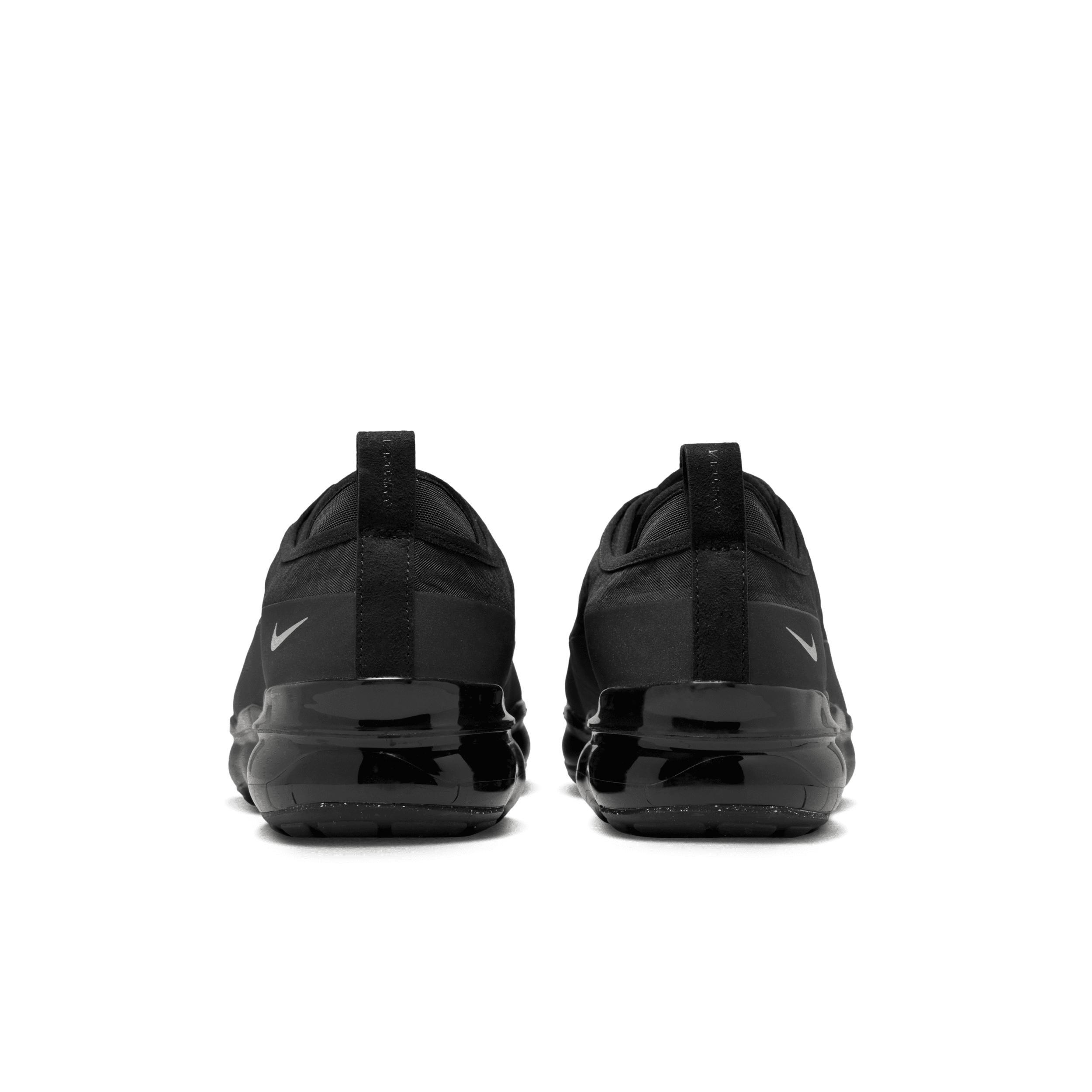 Nike Air Vapormax Moc Roam Sneaker in Black. - size 7.5 (also in 10, 10.5, 11, 11.5, 12, 7, 8, 8.5, 9, 9.5) Product Image