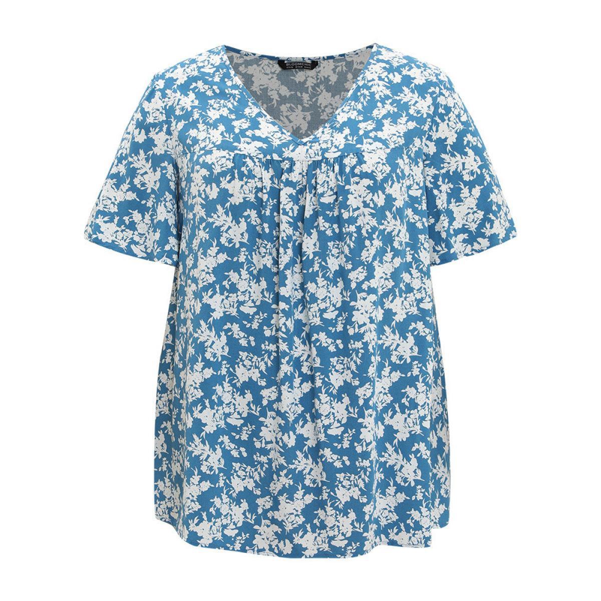 Plus Size Cerulean Floral Flutter Sleeve Gathered Blouse Women Elegant Short sleeve V-neck Dailywear Blouses BloomChic 30/6X Product Image