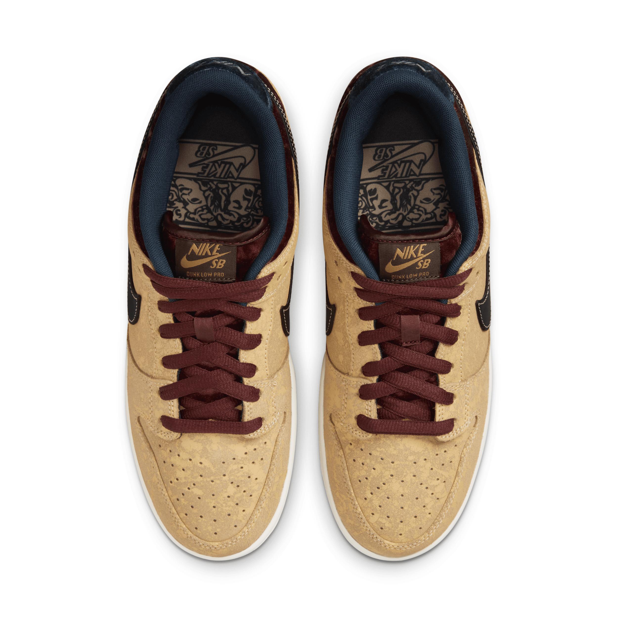 Men's Nike SB Dunk Low Pro Skate Shoes Product Image