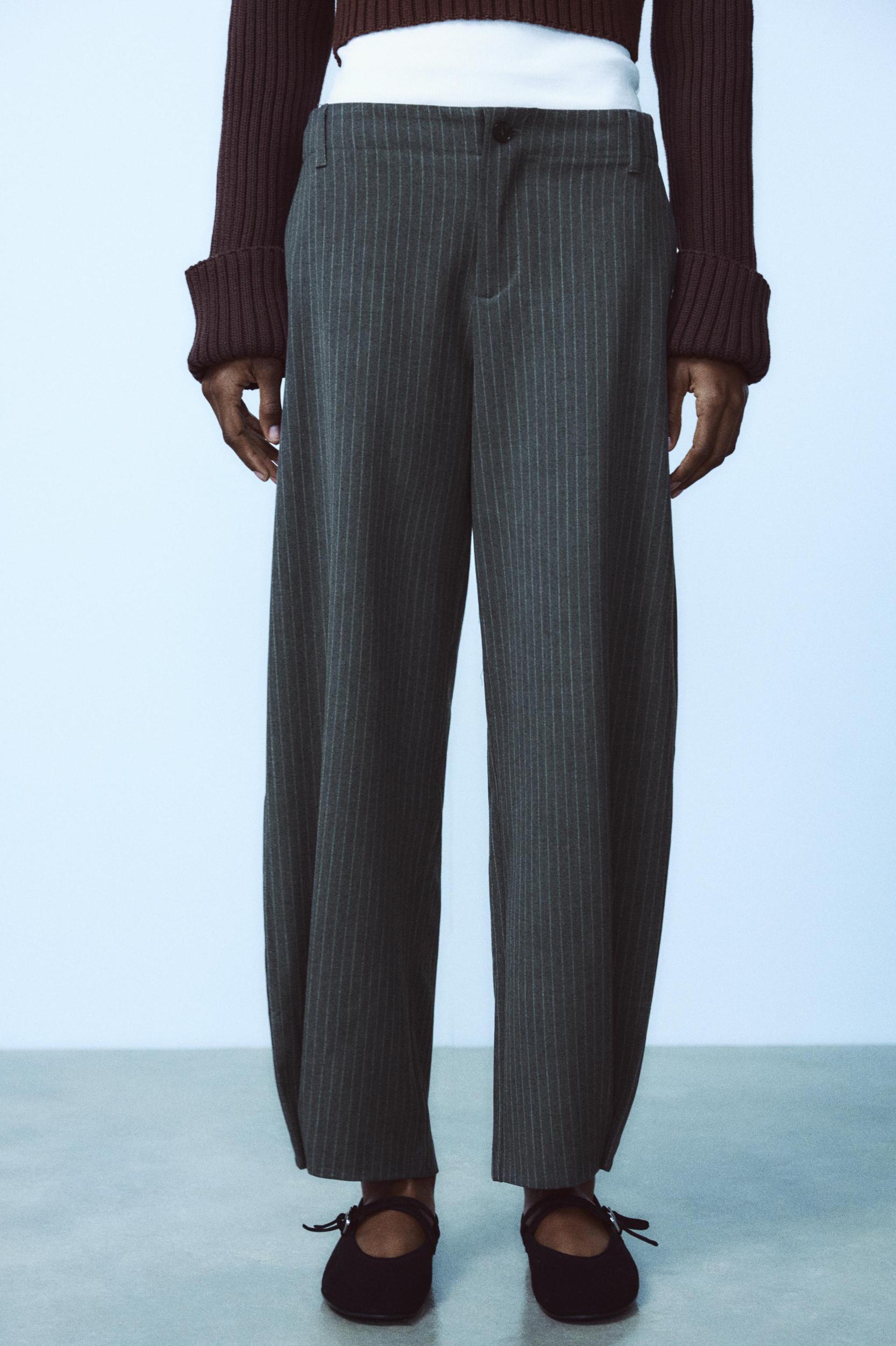 BUTTON BARREL PANTS Product Image