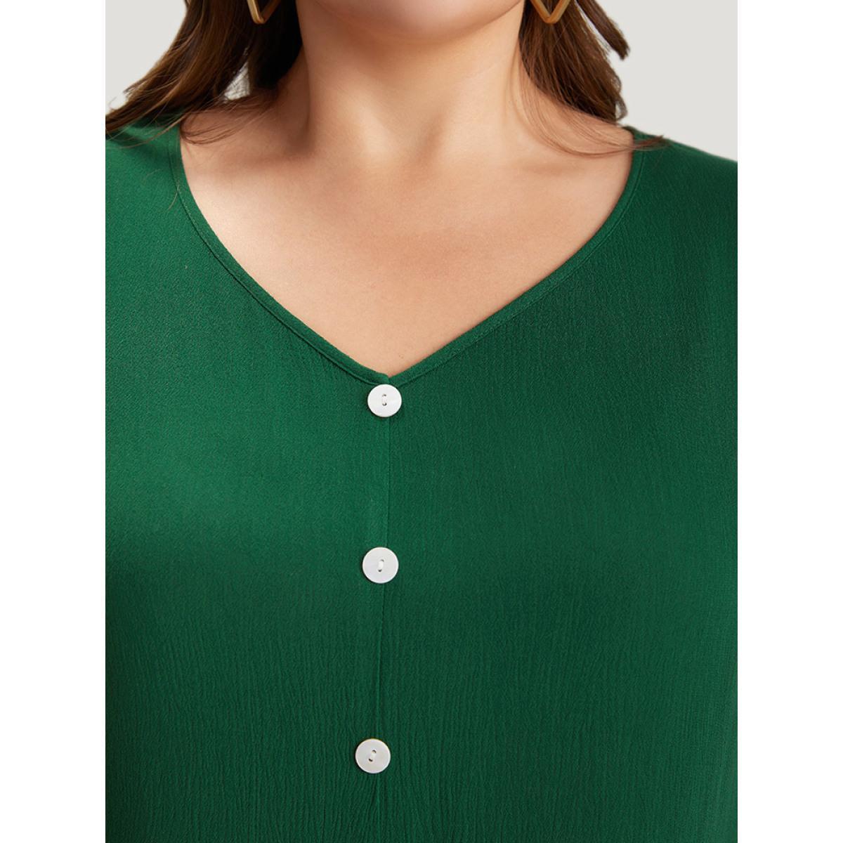 Plus Size Plain Flutter Hem Button Detail Tank Top Women DarkGreen Elegant Button V-neck Dailywear Tank Tops Camis BloomChic 30/6X Product Image