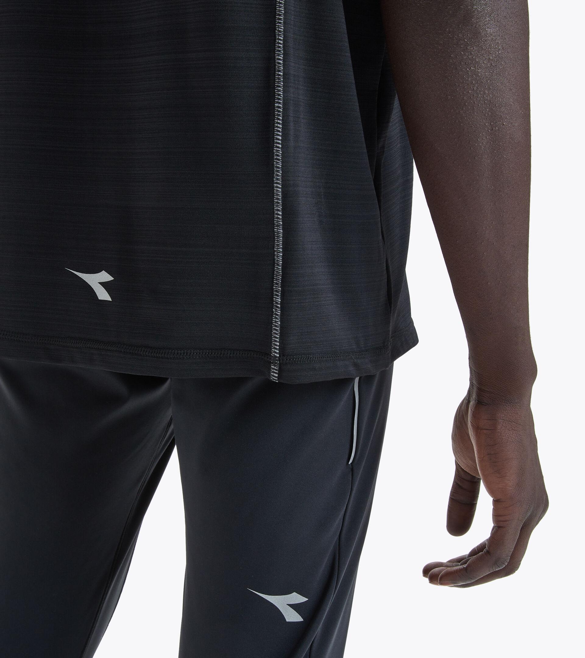 SS T-SHIRT TECH BE ONE Product Image