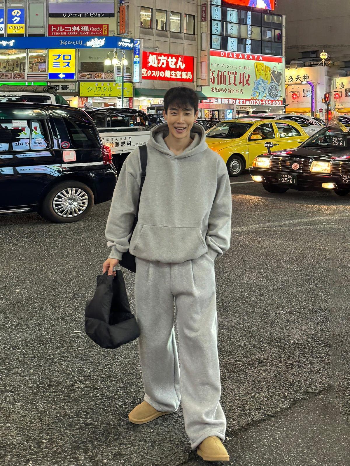 RT No. 12462 PULLOVER HOODIE & PLEATED SWEATPANTS Product Image