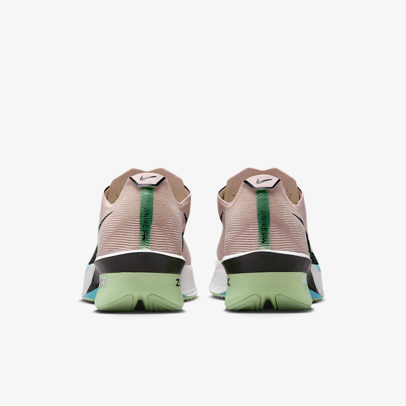 Nike Women's Vaporfly 4 Road Racing Shoes Product Image