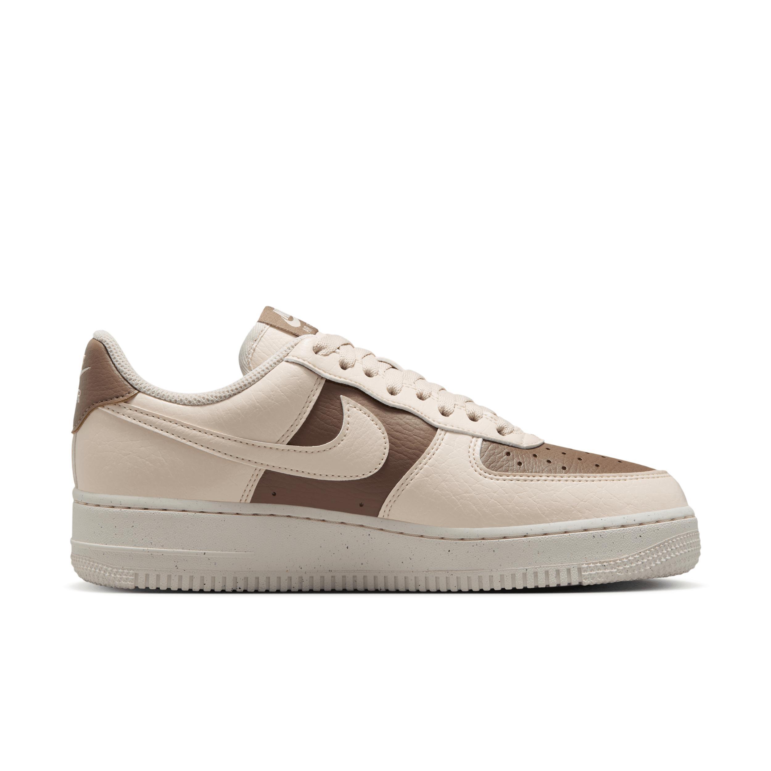 Nike Women's Air Force 1 '07 Shoes Product Image