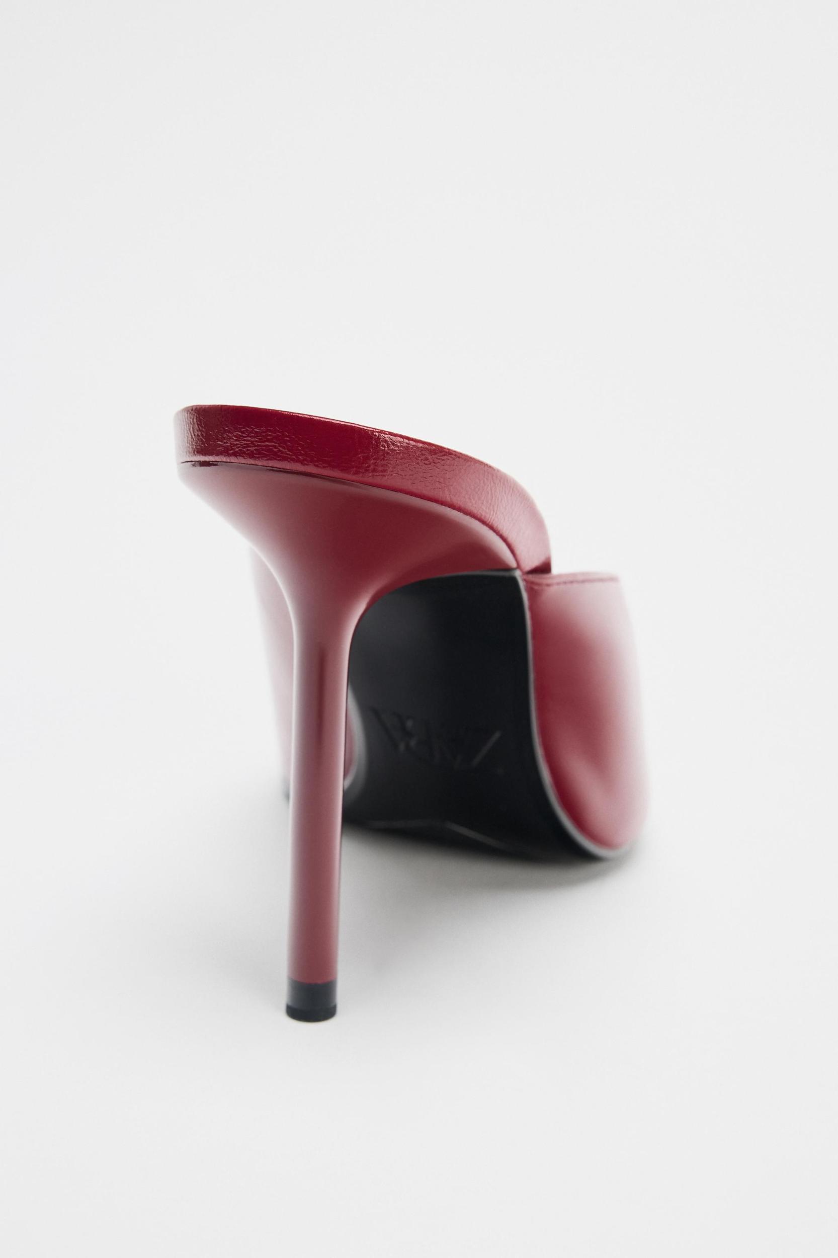OPEN TOE SANDALS Product Image