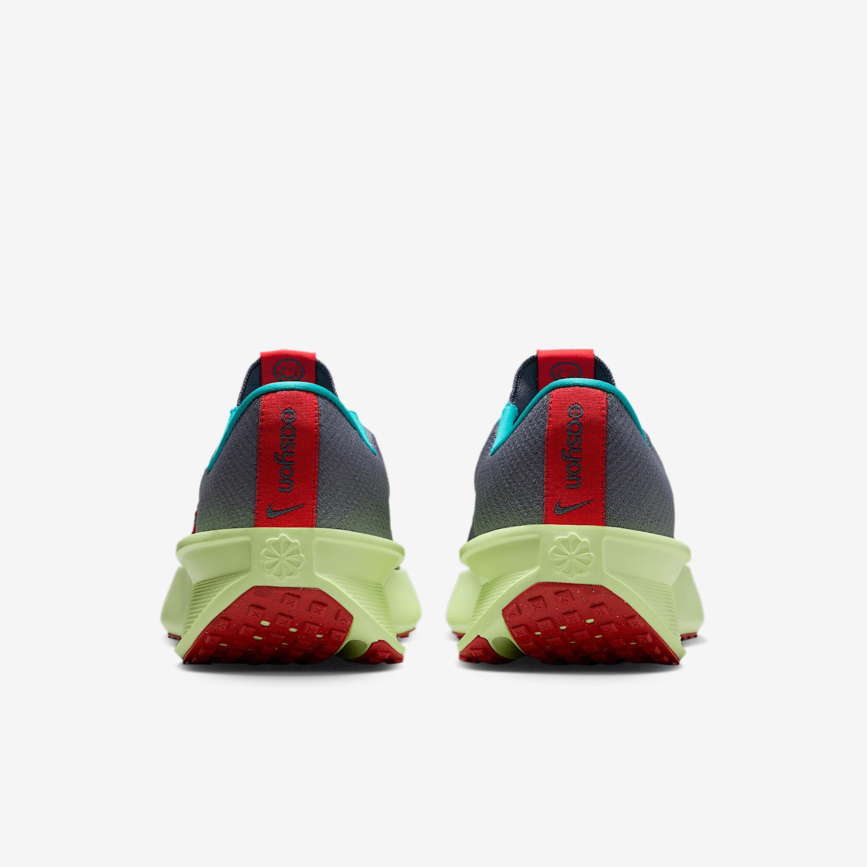 Nike Men's Interact Run EasyOn Road Running Shoes Product Image