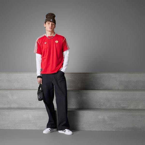 Manchester United Terrace Icons Jersey (Gender Neutral) Product Image