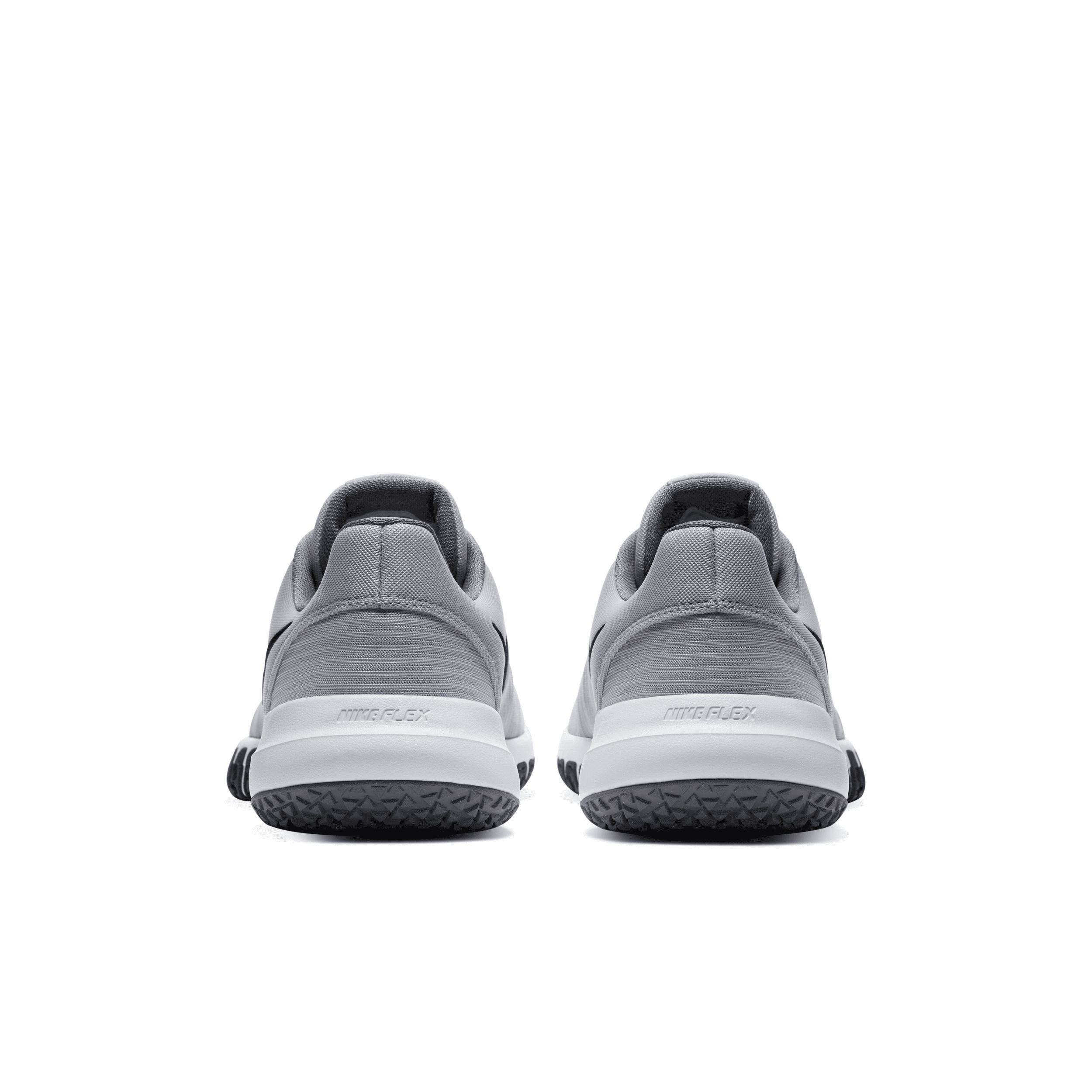 Nike Men's Flex Control 4 Workout Shoes Product Image