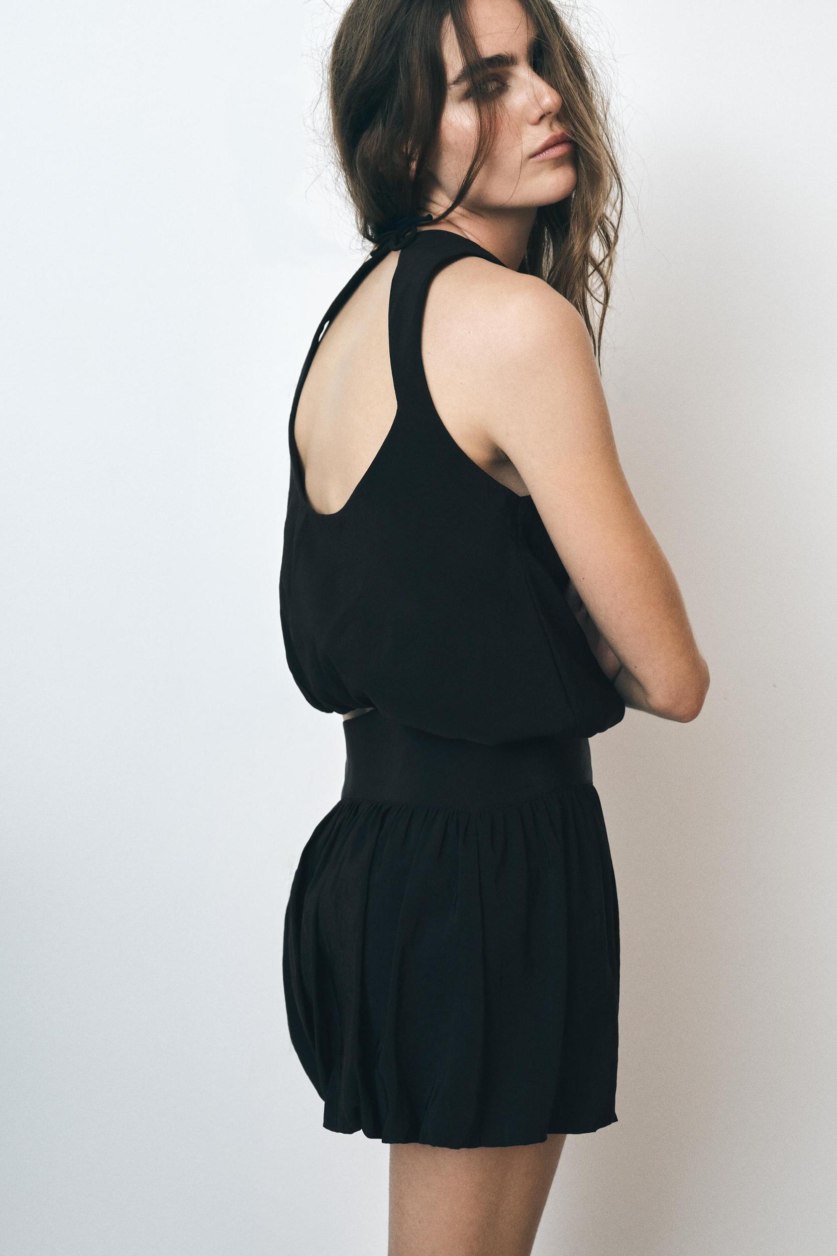 BALLOON SKORT Product Image