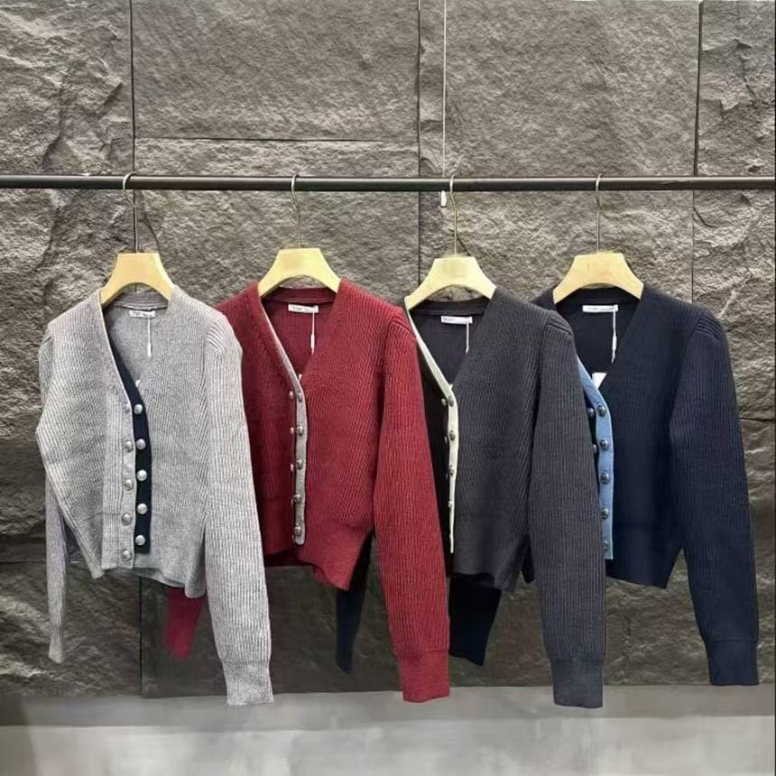 V-Neck Two-Tone Double-Breasted Cardigan Product Image
