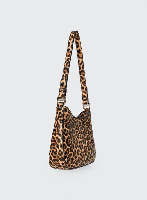 Vesperea Shoulder Bag Leopard Product Image