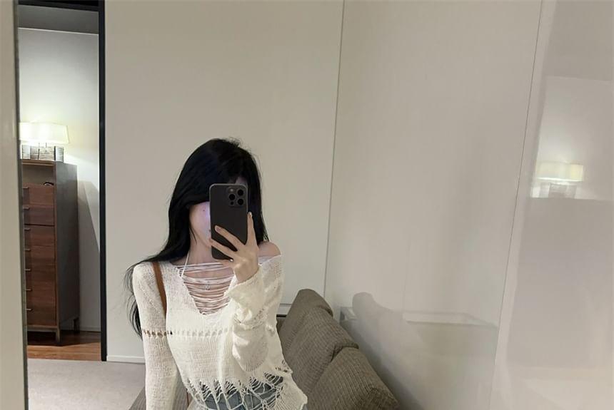 Long-Sleeve Crew Neck Plain Distressed Knit Top / Crop Camisole Top Product Image