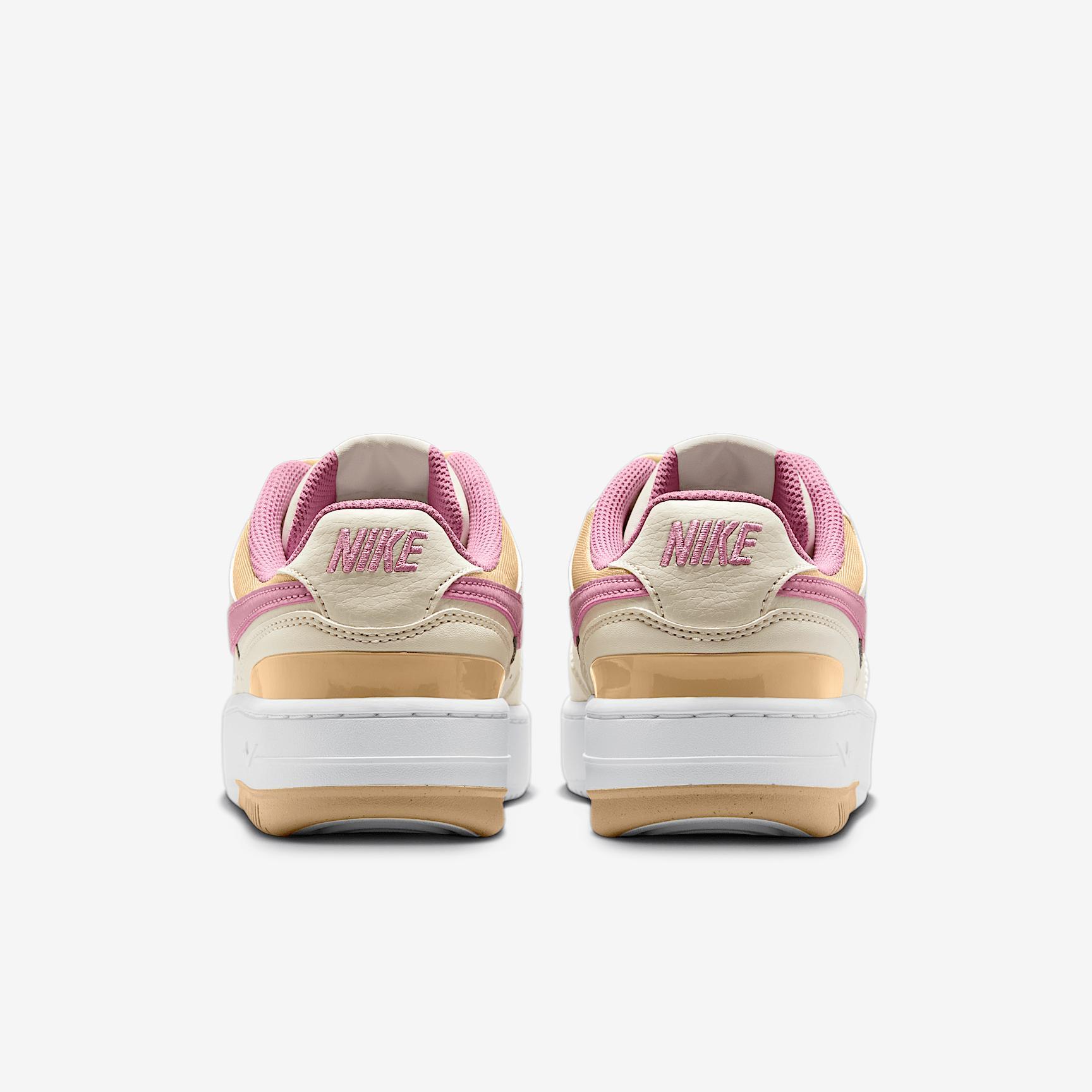 Nike Gamma Force Women's Shoes Product Image