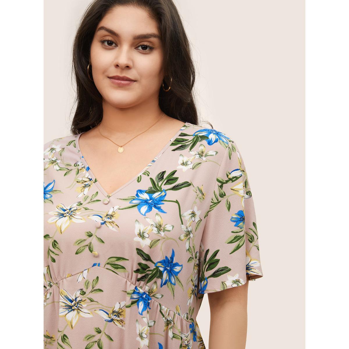 Plus Size DustyPink Floral Flutter Sleeve Button Detail Blouse Women Elegant Short sleeve V-neck Everyday Blouses BloomChic 10/M Product Image