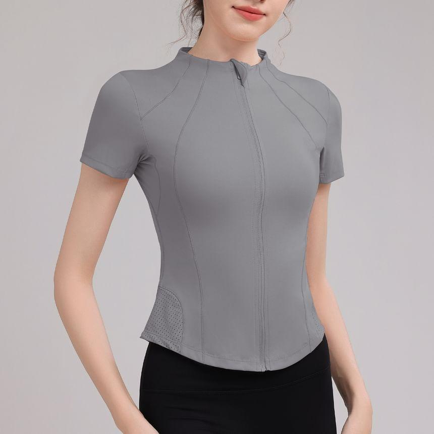 Short-Sleeve Mock Neck Plain Sport Zip T-Shirt Product Image