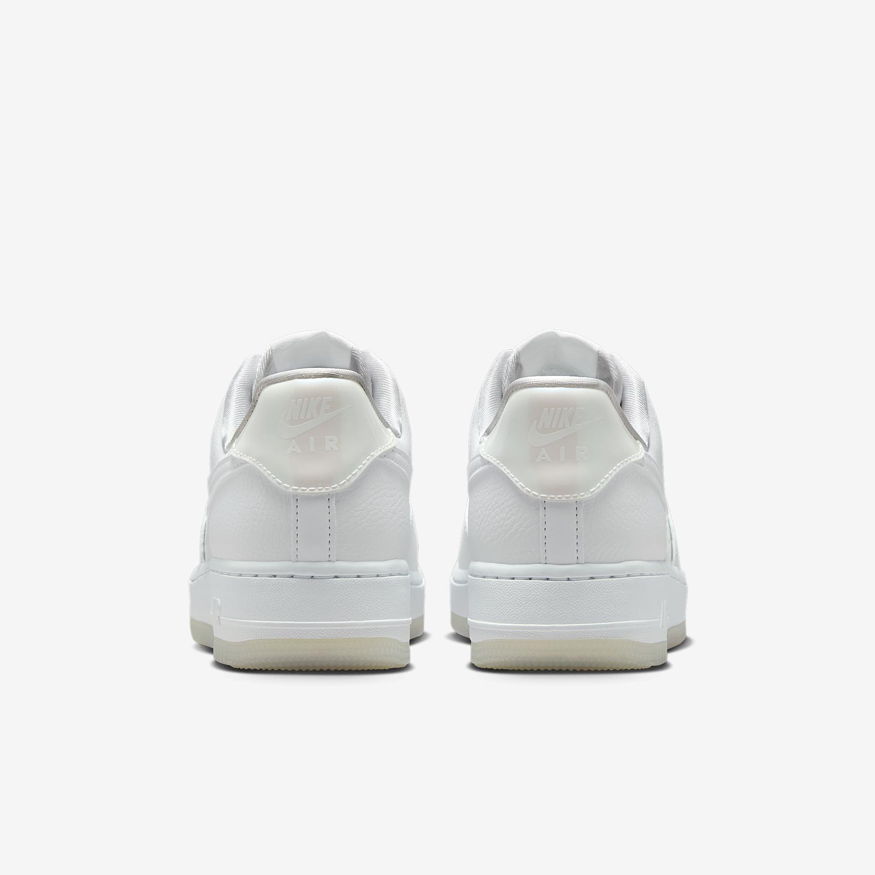 Nike Air Force 1 '07 Women's Shoes Product Image
