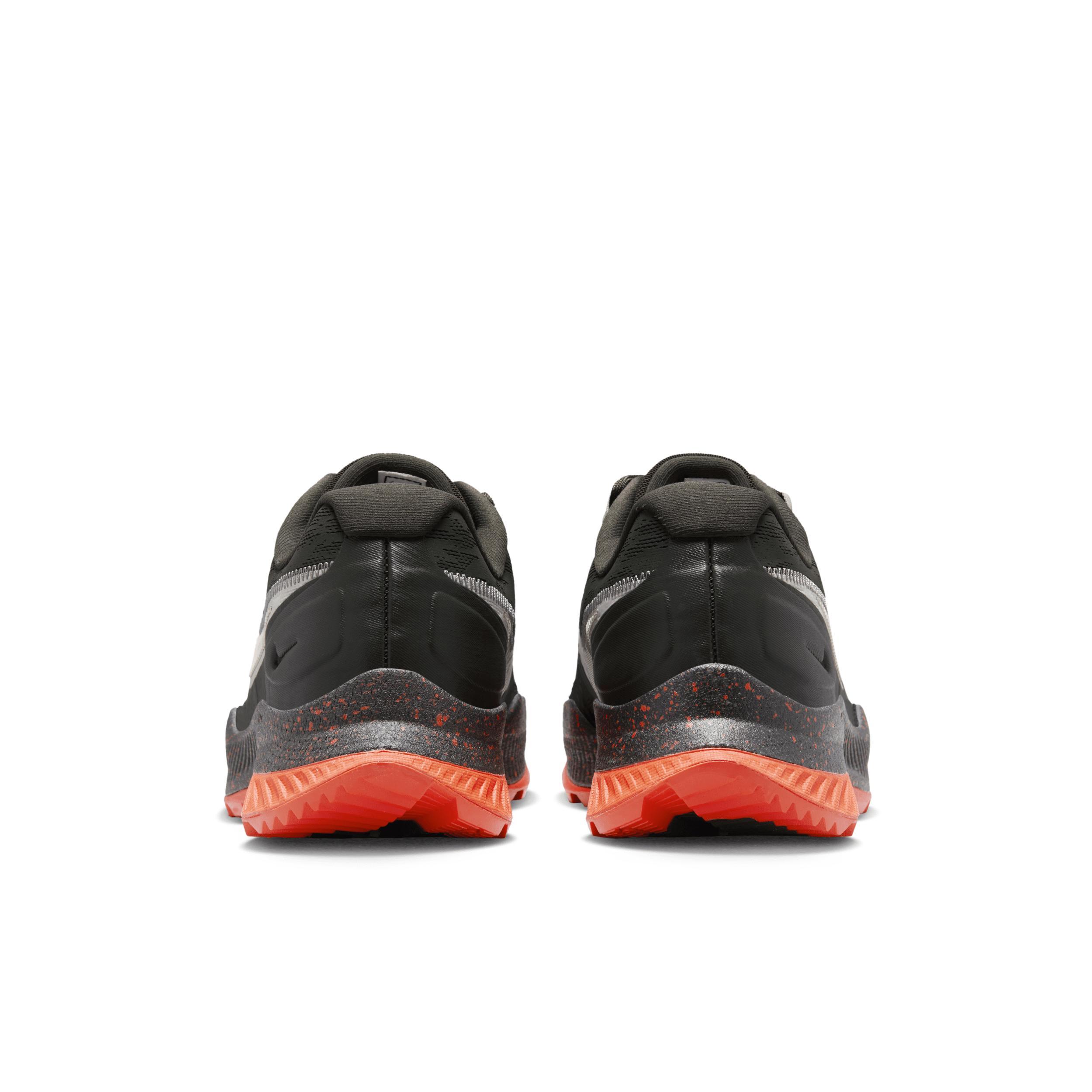 Nike Men's React SFB Carbon Low Men’s Elite Outdoor Shoes Product Image