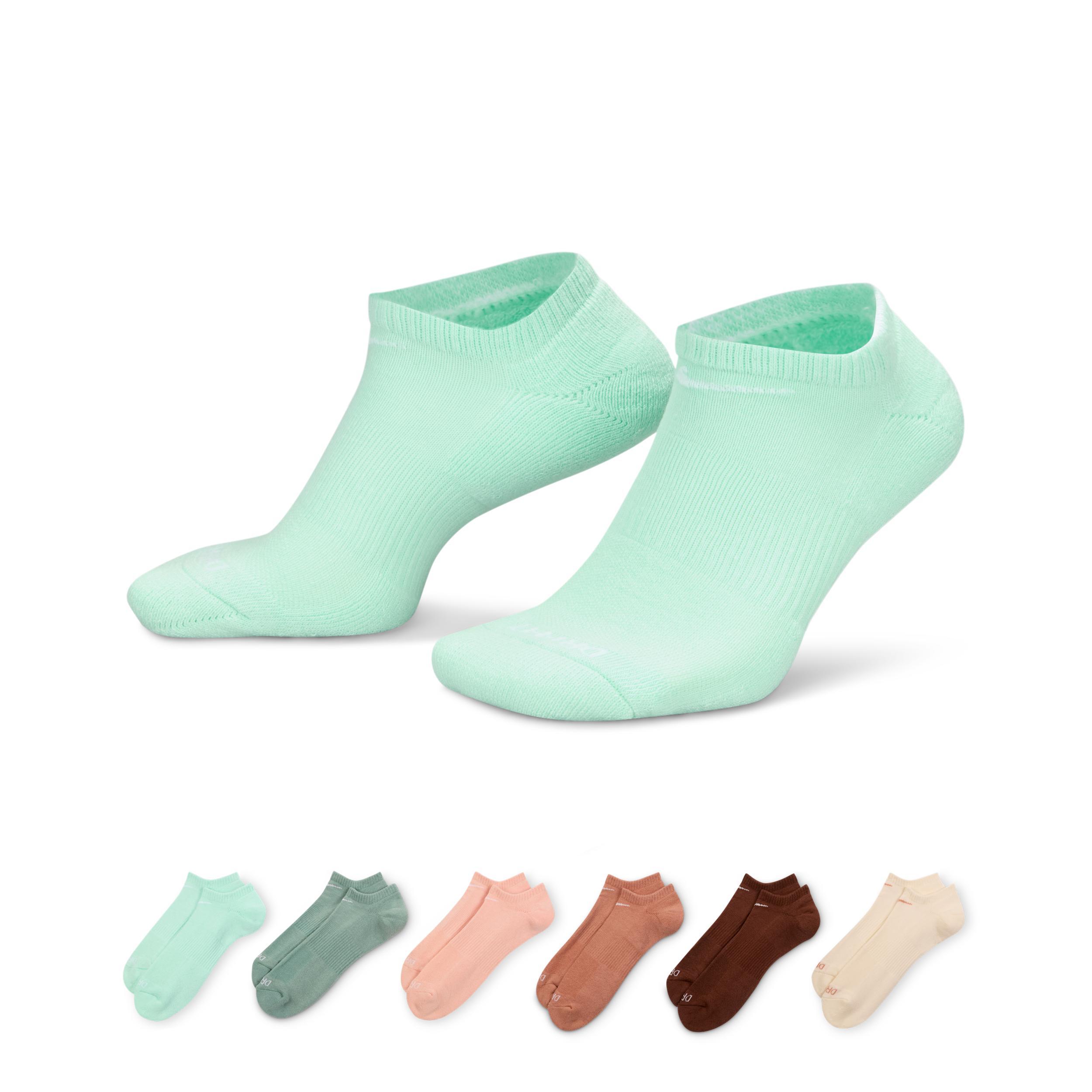 Nike Men's Everyday Plus Cushioned Training No-Show Socks (6 Pairs) Product Image