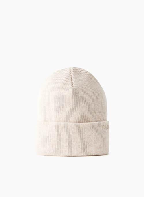 peak beanie Product Image