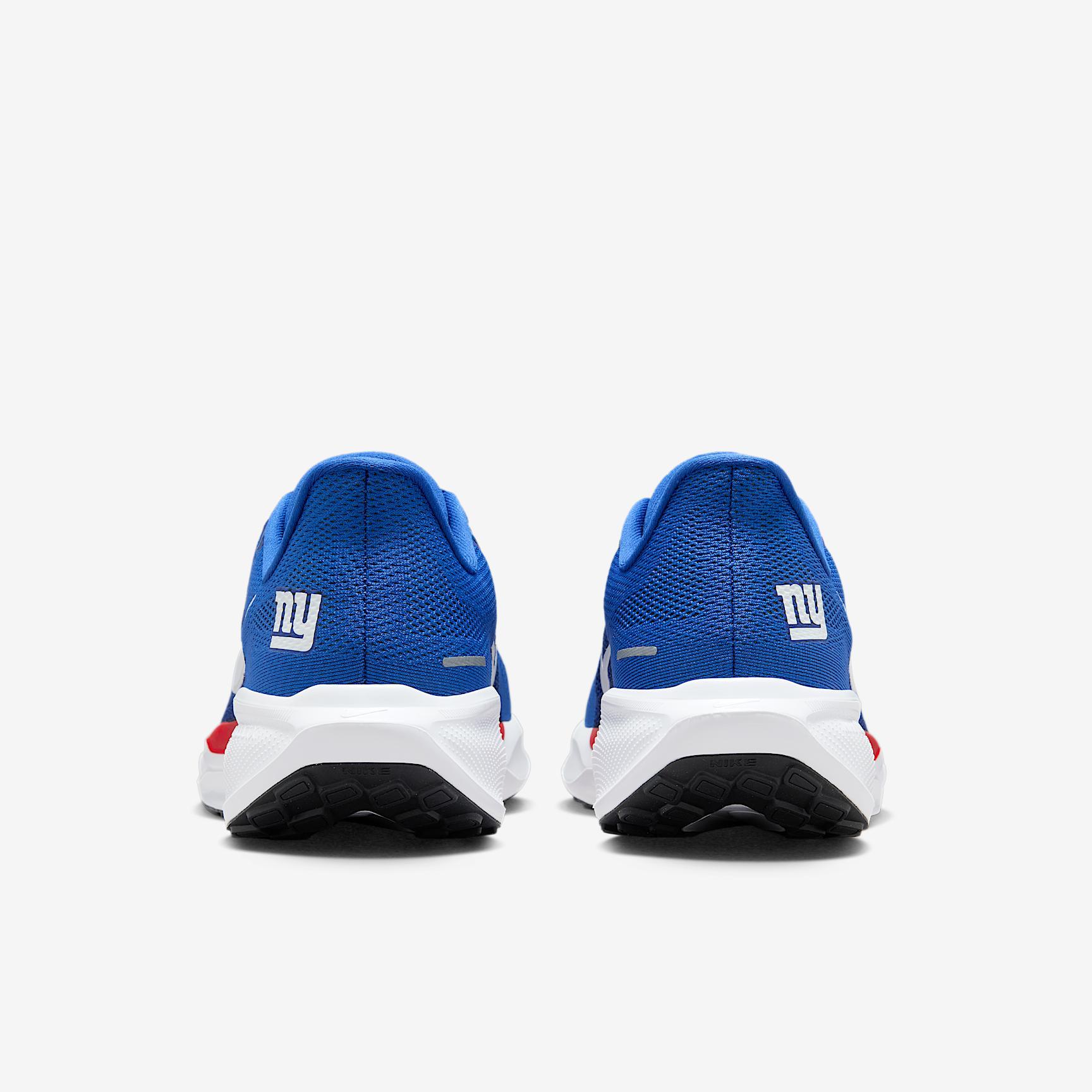 New York Giants Pegasus 41 Men's Nike NFL Road Running Shoes Product Image