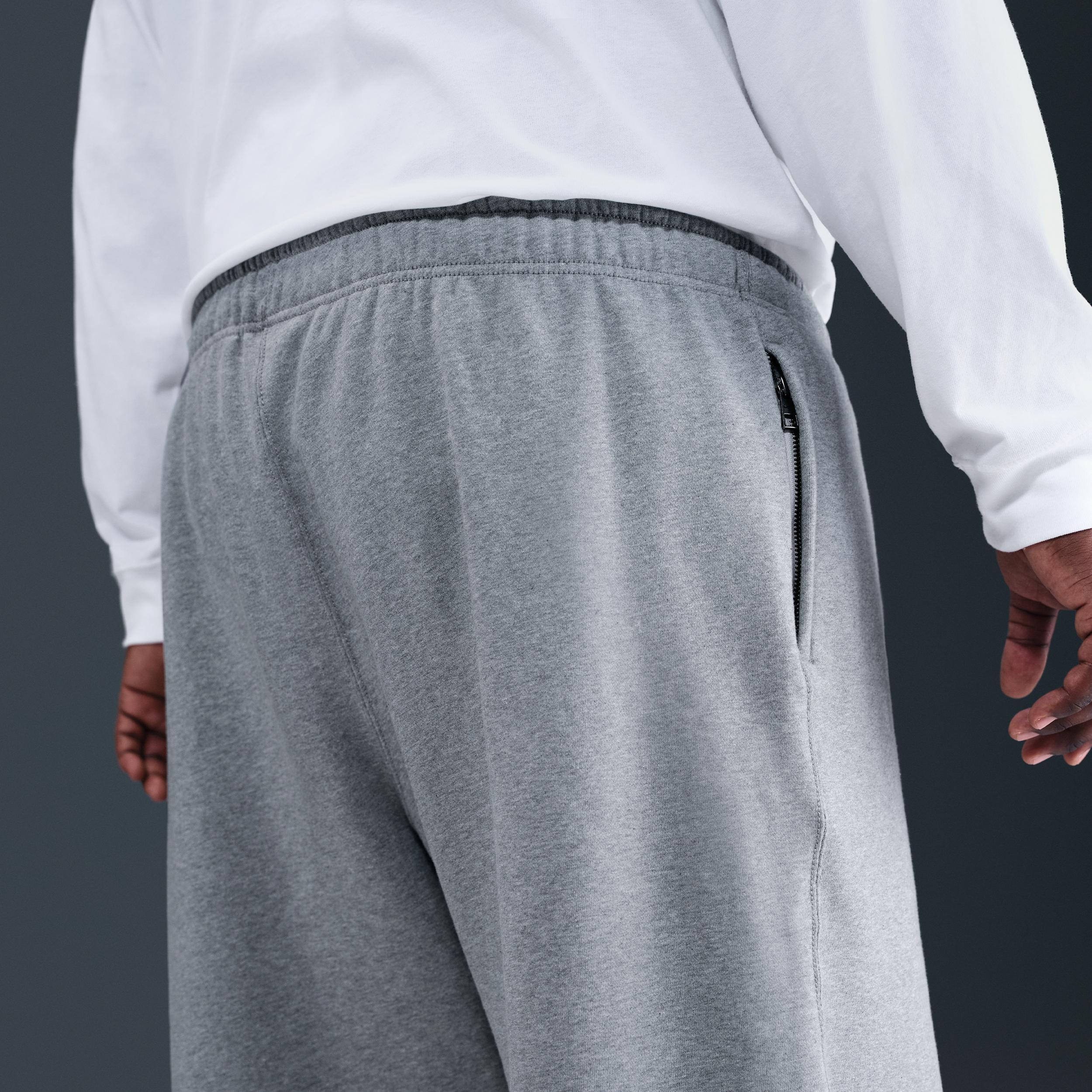 Nike Men's Solo Swoosh Cuffed Fleece Pants Product Image