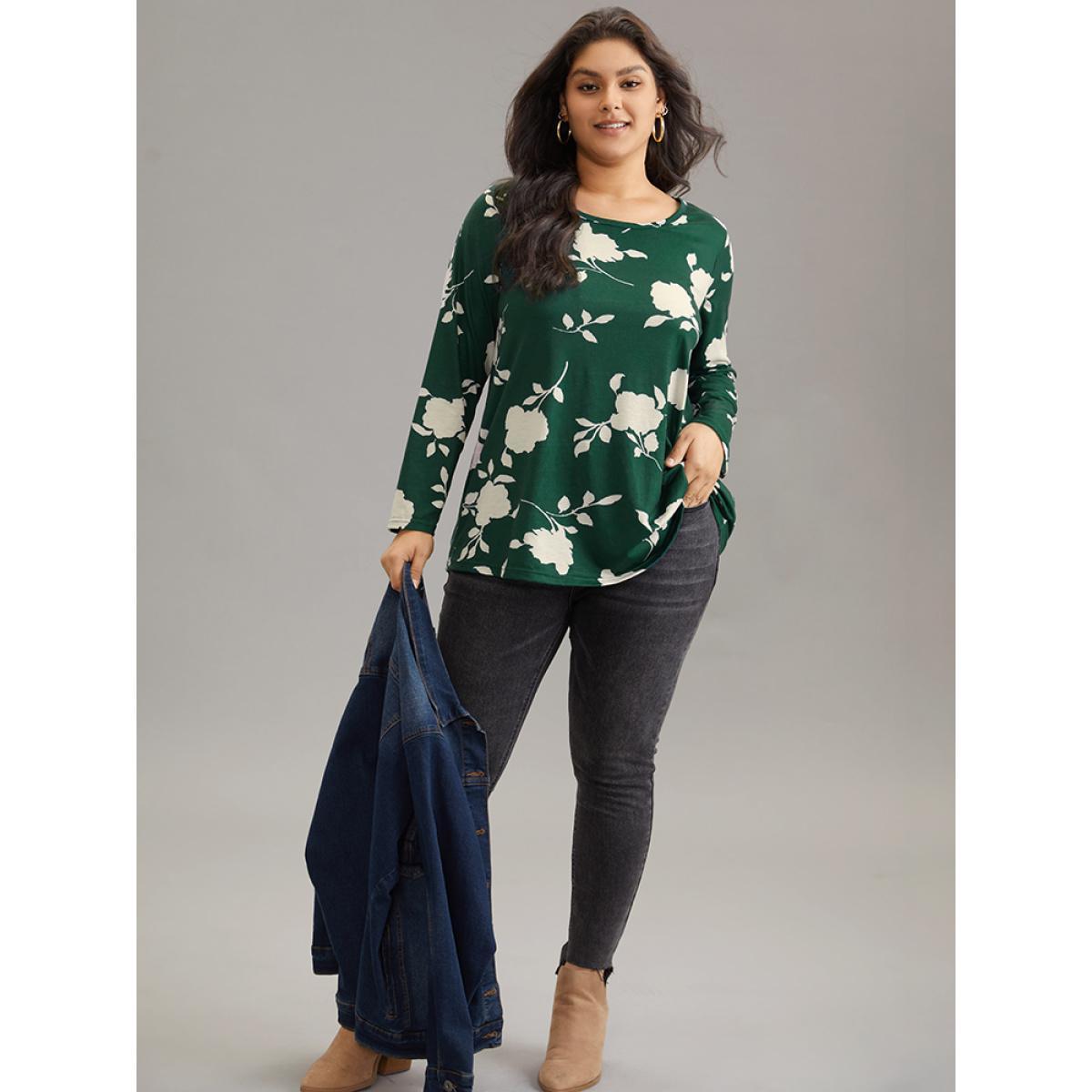 Plus Size Silhouette Floral Print Crew Neck T-shirt DarkGreen Women Casual Texture Silhouette Floral Print Round Neck Dailywear T-shirts BloomChic 14-16/1X Product Image