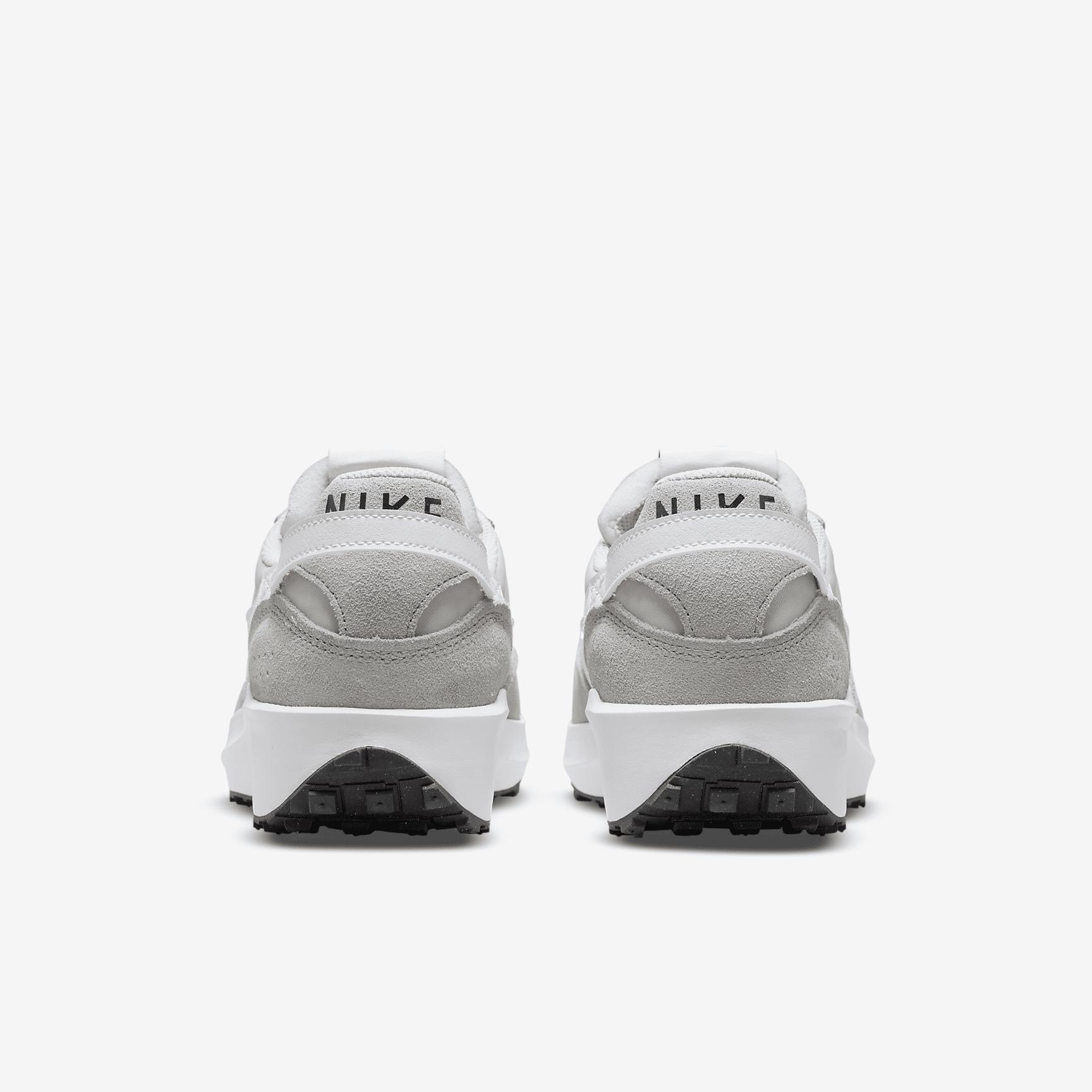 Nike Waffle Debut Men's Shoes Product Image