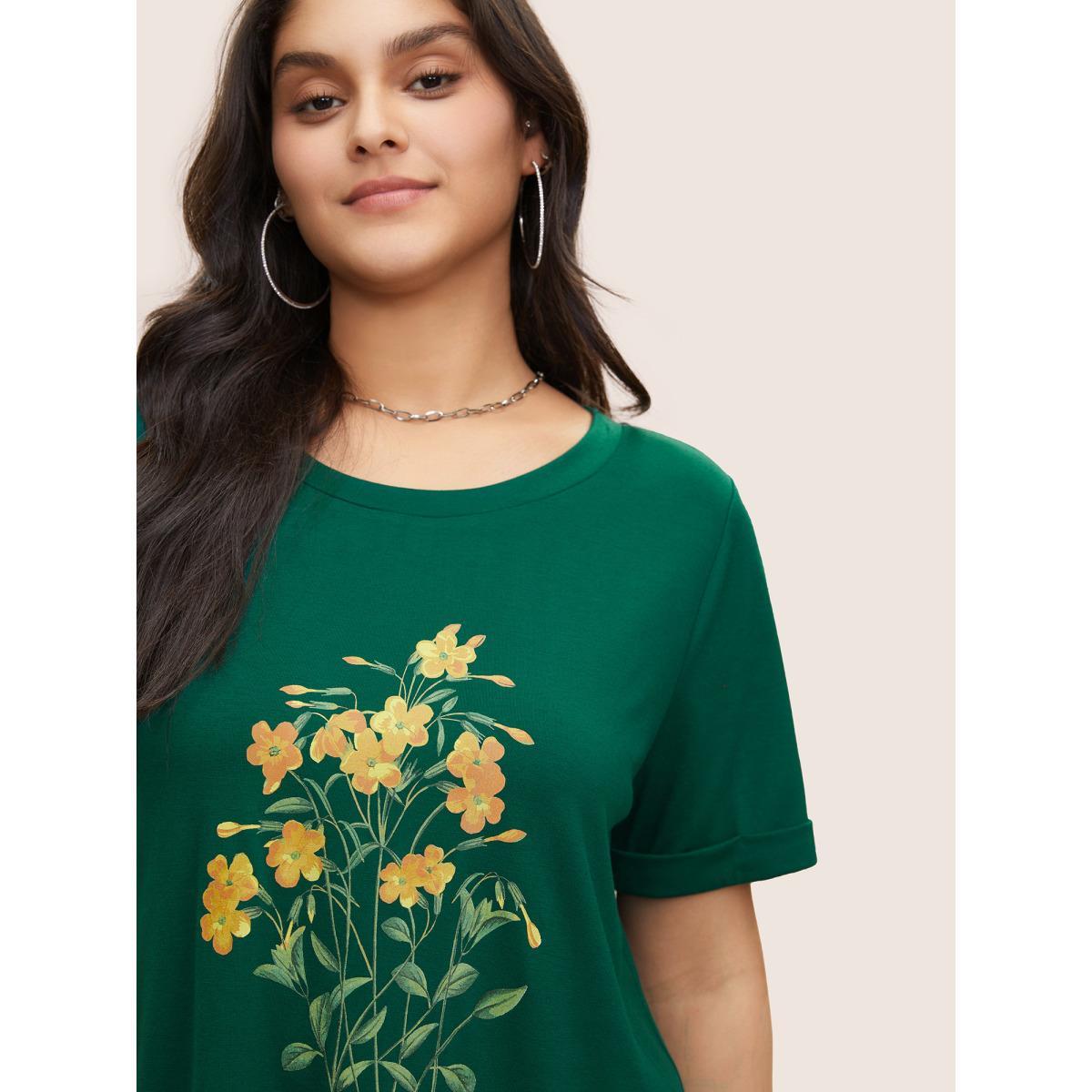 Plus Size Floral Print Cuffed Sleeve Crew Neck T-shirt DarkGreen Women Elegant Non Natural Flowers Everyday T-shirts BloomChic 22-24/3X Product Image