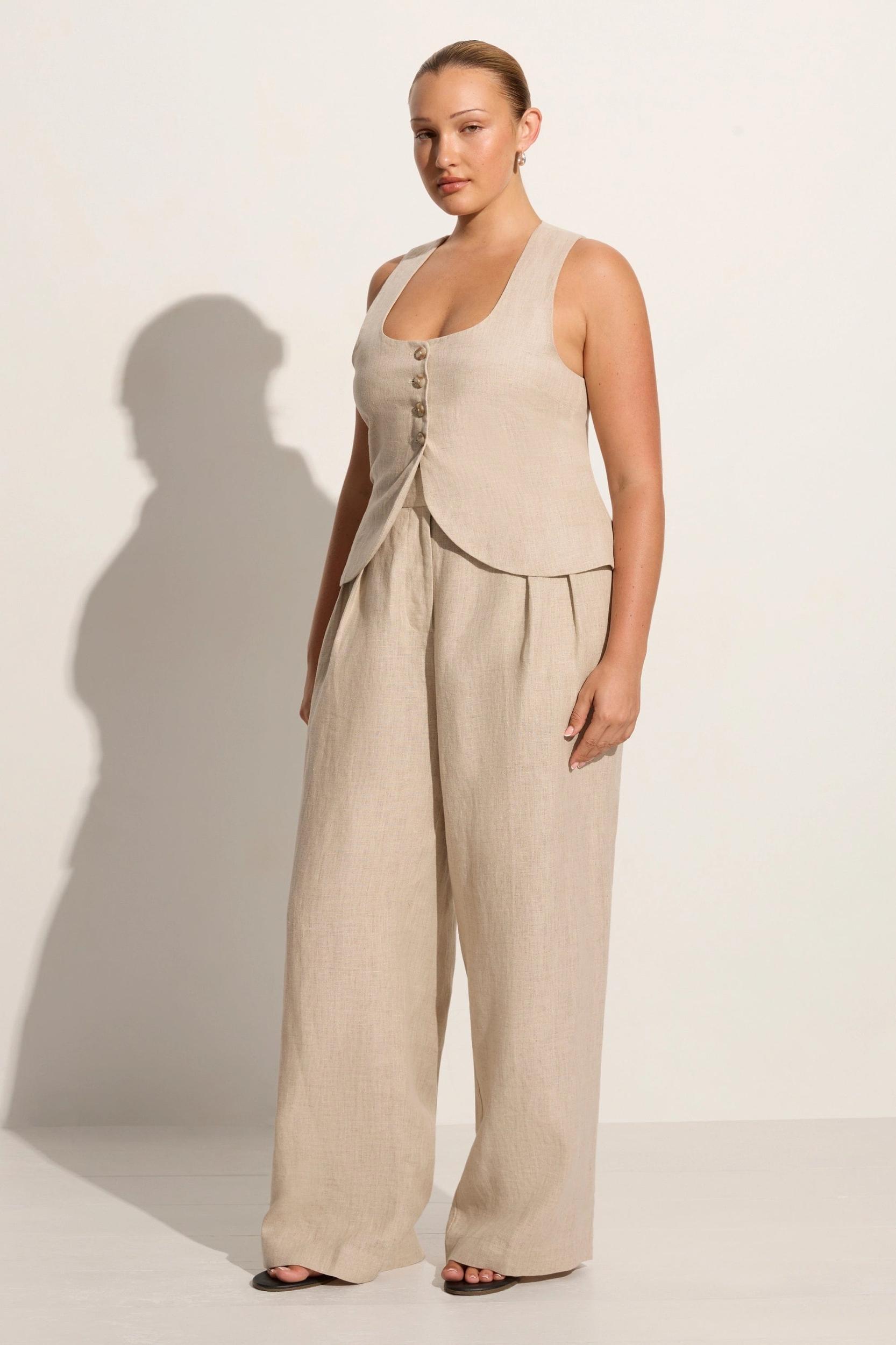 Stanze Vest Natural Product Image