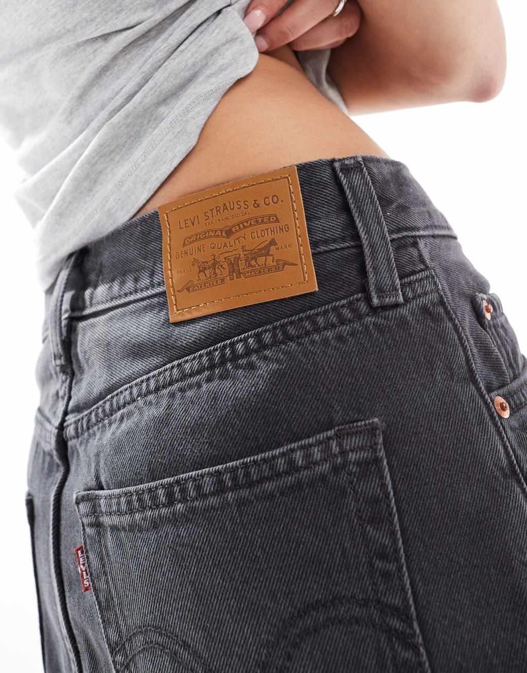 Levi's icon denim skirt in washed black Product Image