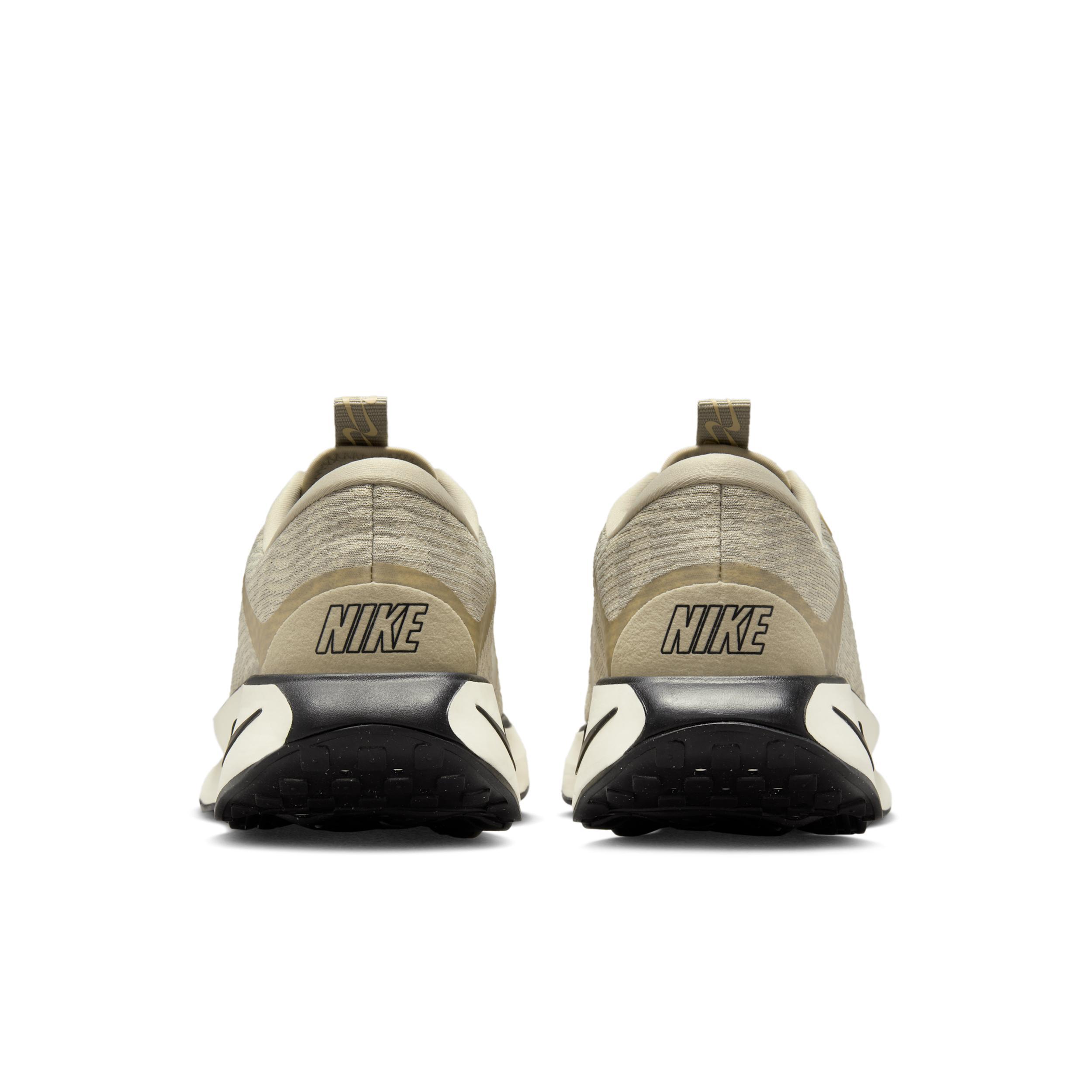 Nike Men's Motiva Walking Shoes Product Image