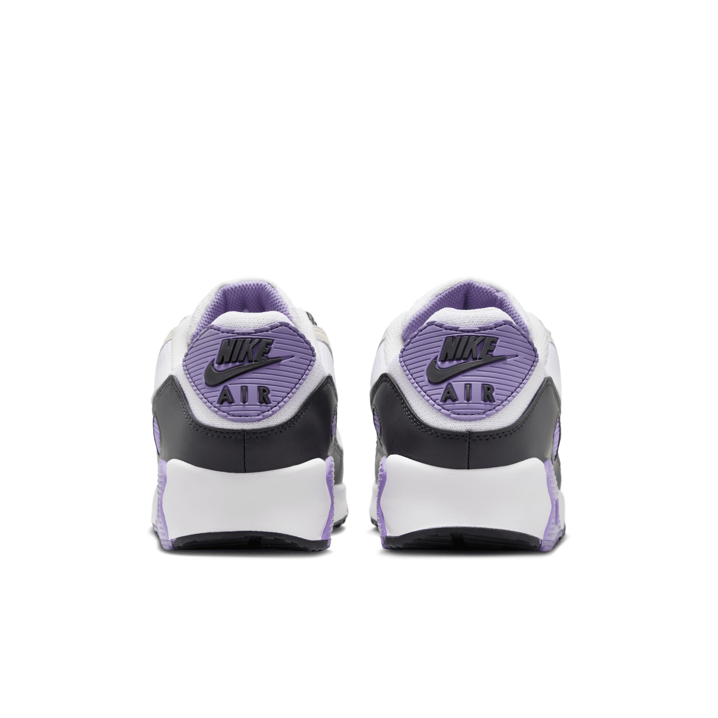 Nike Men's Air Max 90 Shoes Product Image